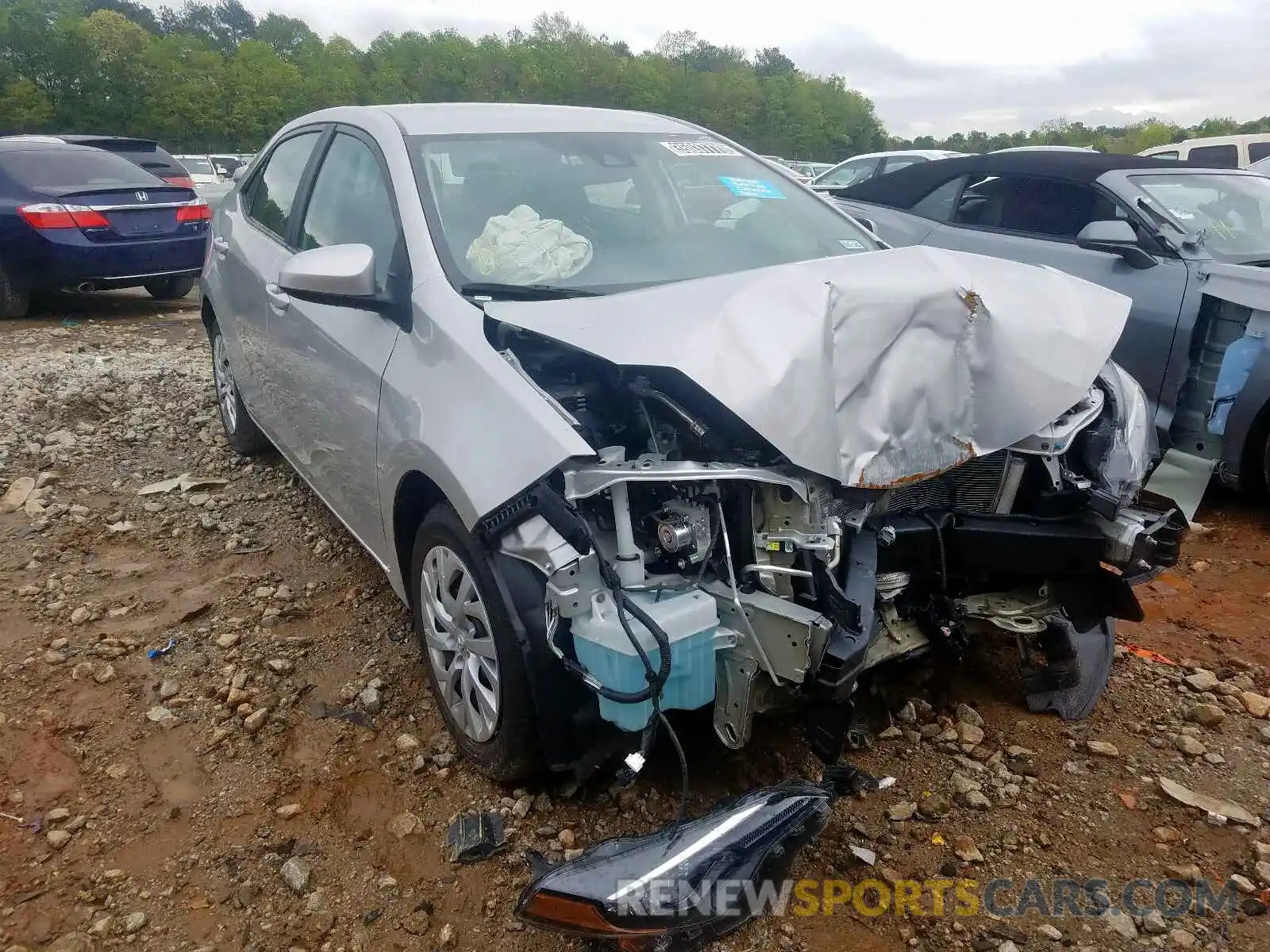 1 Photograph of a damaged car 5YFBURHE8KP887762 TOYOTA COROLLA 2019