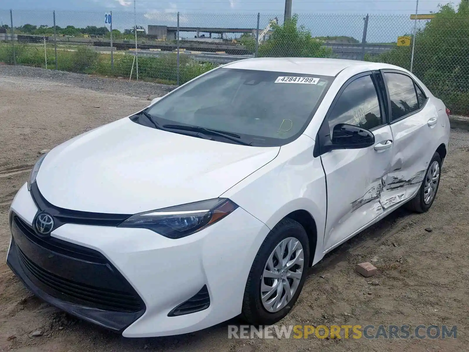 2 Фотография поврежденного автомобиля 5YFBURHE8KP887938 TOYOTA COROLLA 2019