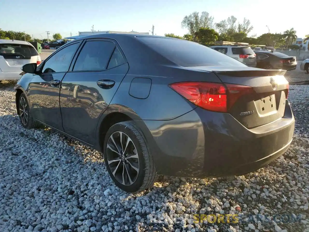 3 Photograph of a damaged car 5YFBURHE8KP888264 TOYOTA COROLLA 2019