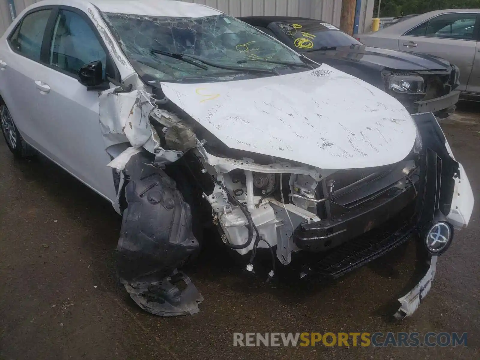 9 Photograph of a damaged car 5YFBURHE8KP888815 TOYOTA COROLLA 2019