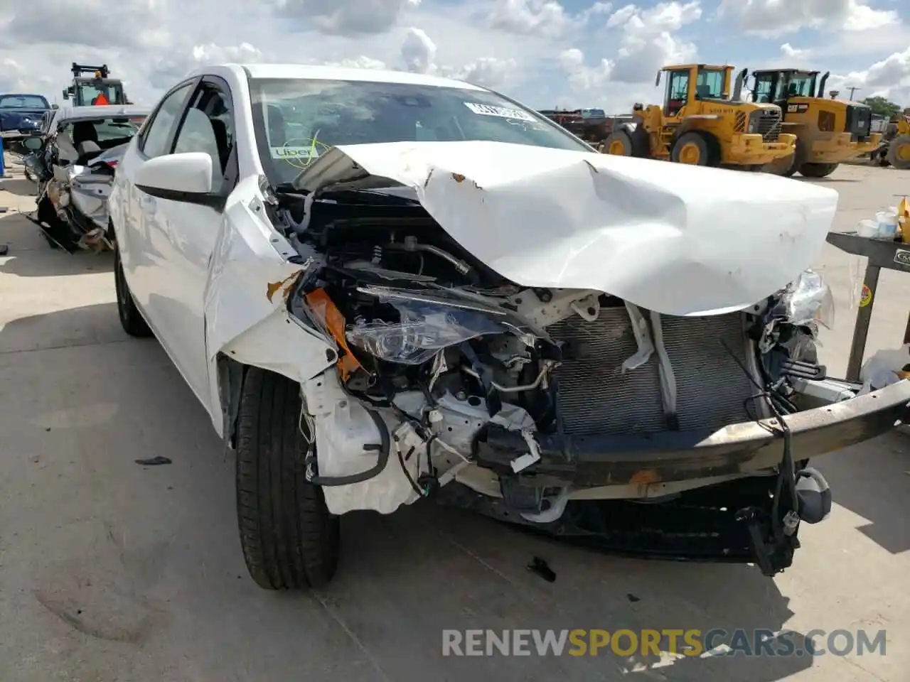 1 Photograph of a damaged car 5YFBURHE8KP888894 TOYOTA COROLLA 2019