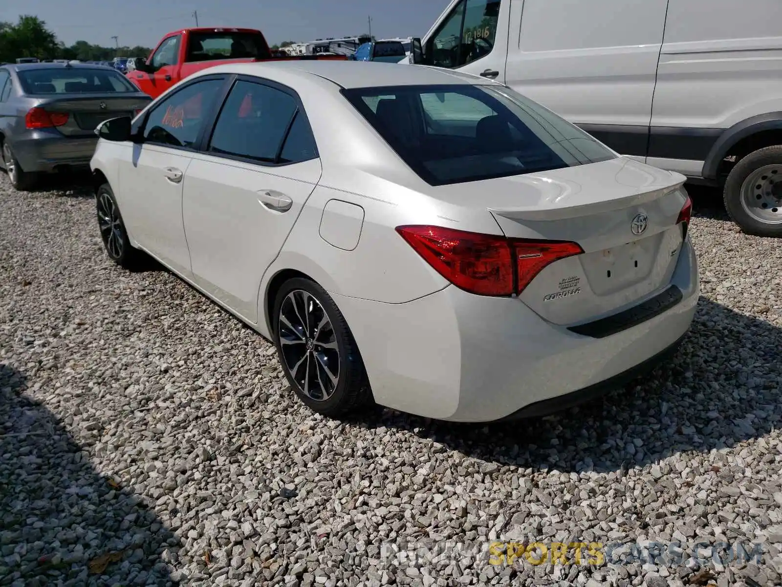 3 Photograph of a damaged car 5YFBURHE8KP888989 TOYOTA COROLLA 2019