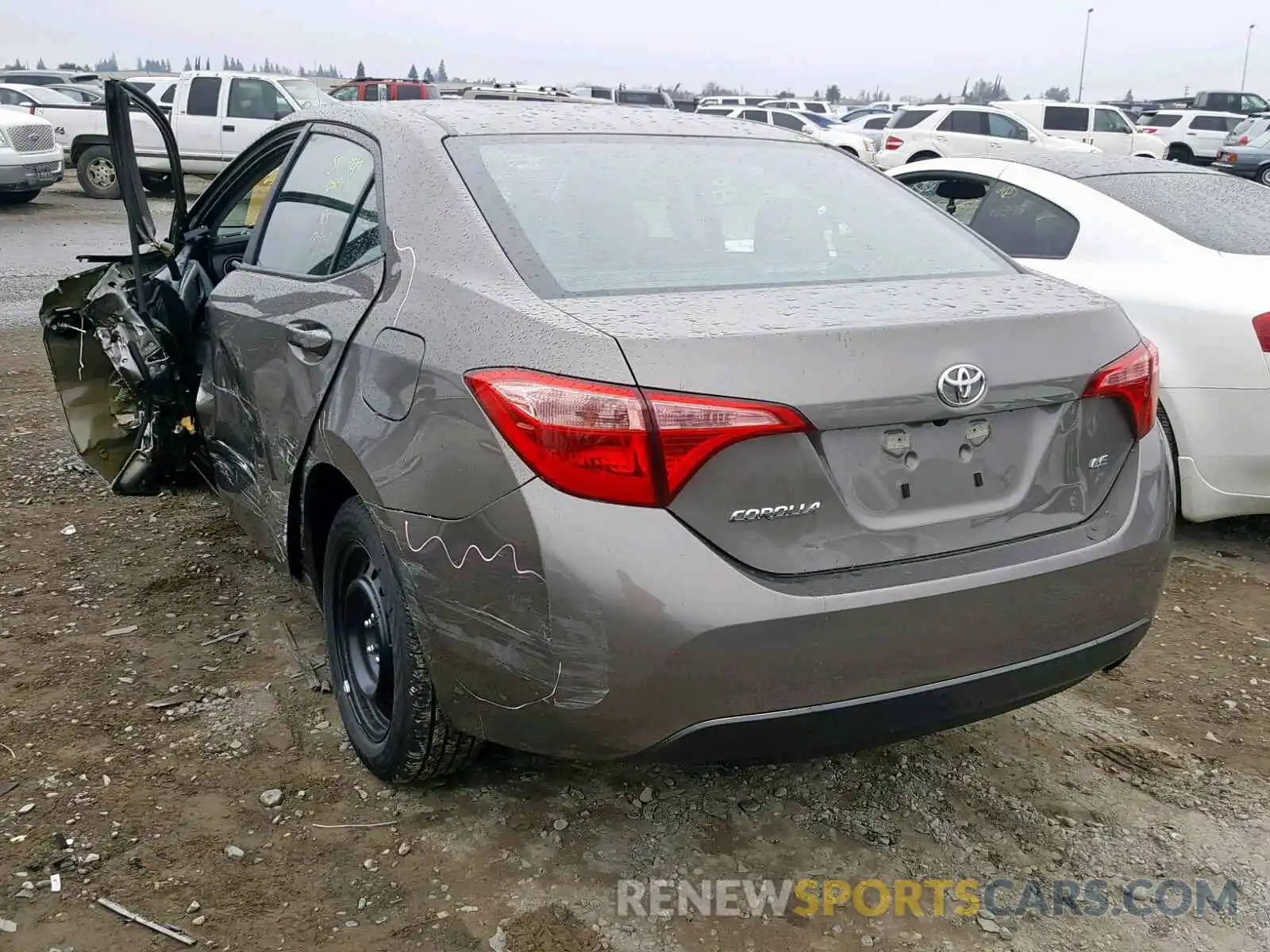 3 Photograph of a damaged car 5YFBURHE8KP889821 TOYOTA COROLLA 2019