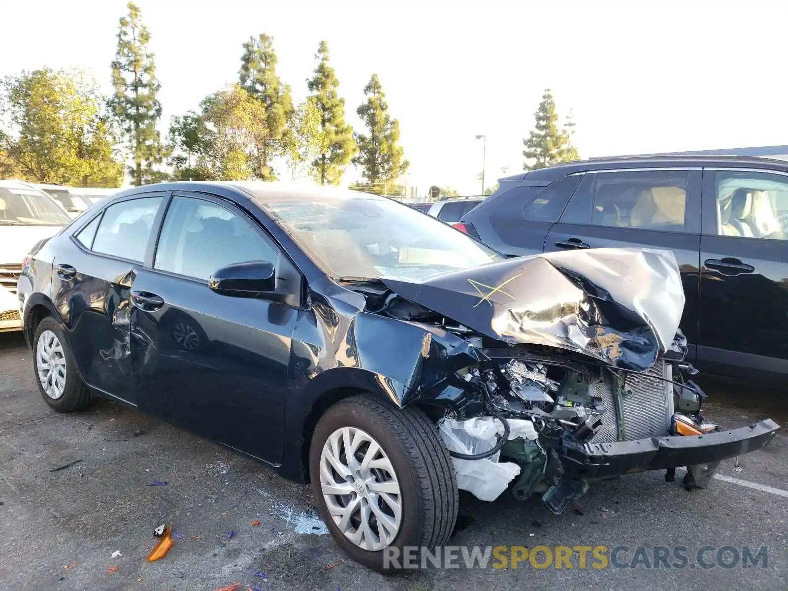 1 Photograph of a damaged car 5YFBURHE8KP890273 TOYOTA COROLLA 2019