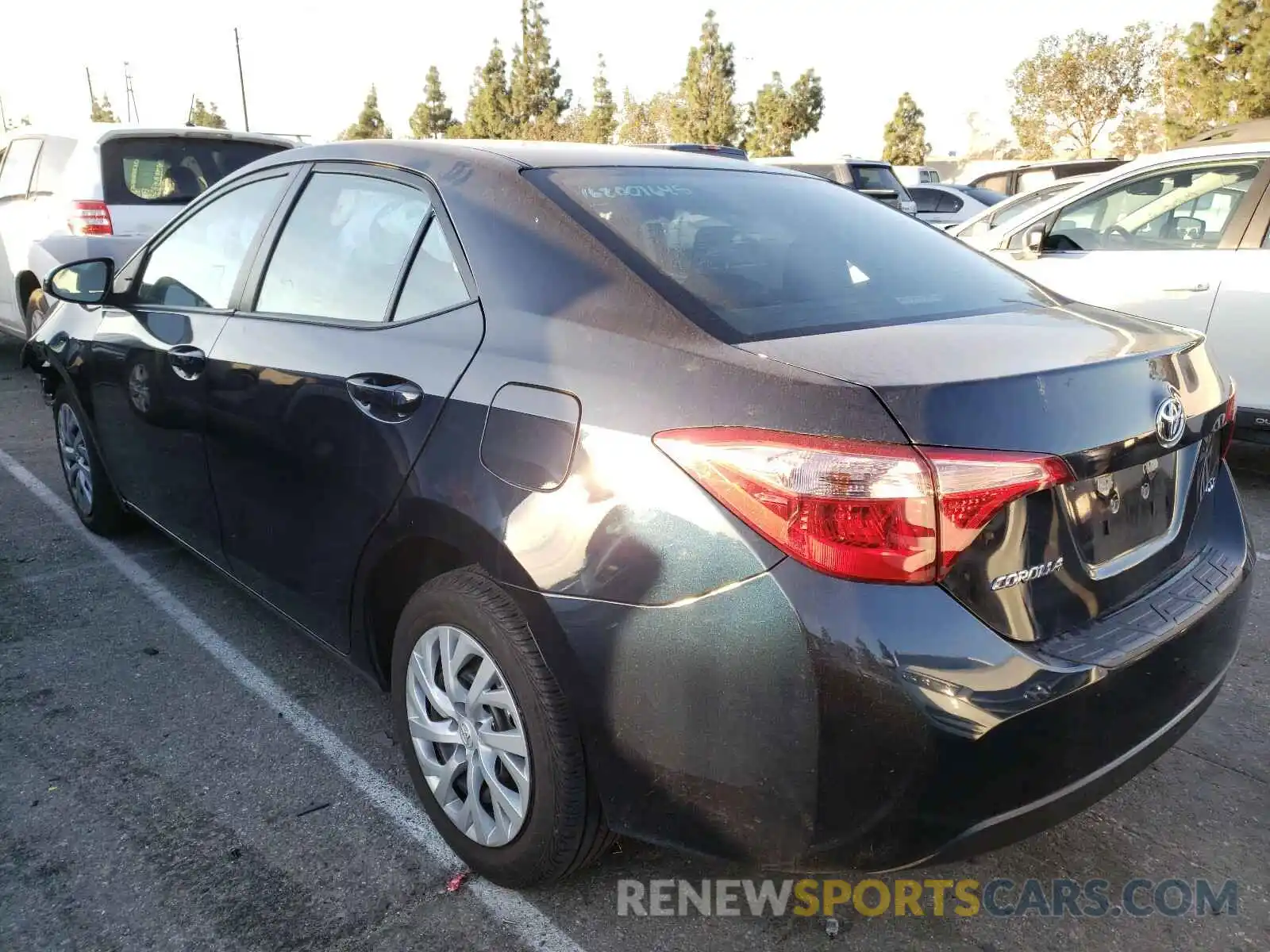 3 Photograph of a damaged car 5YFBURHE8KP890273 TOYOTA COROLLA 2019