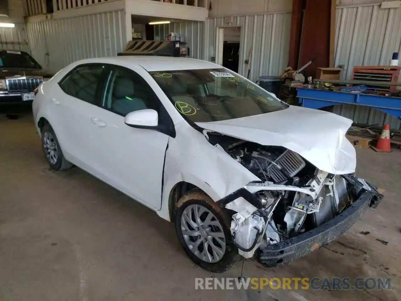 1 Photograph of a damaged car 5YFBURHE8KP891570 TOYOTA COROLLA 2019