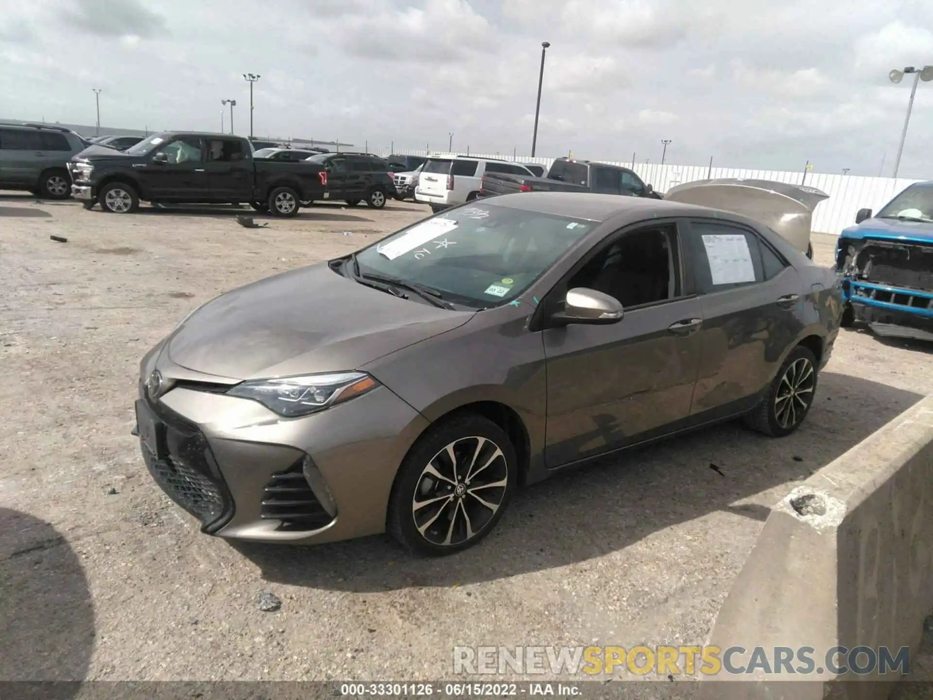 2 Photograph of a damaged car 5YFBURHE8KP891911 TOYOTA COROLLA 2019