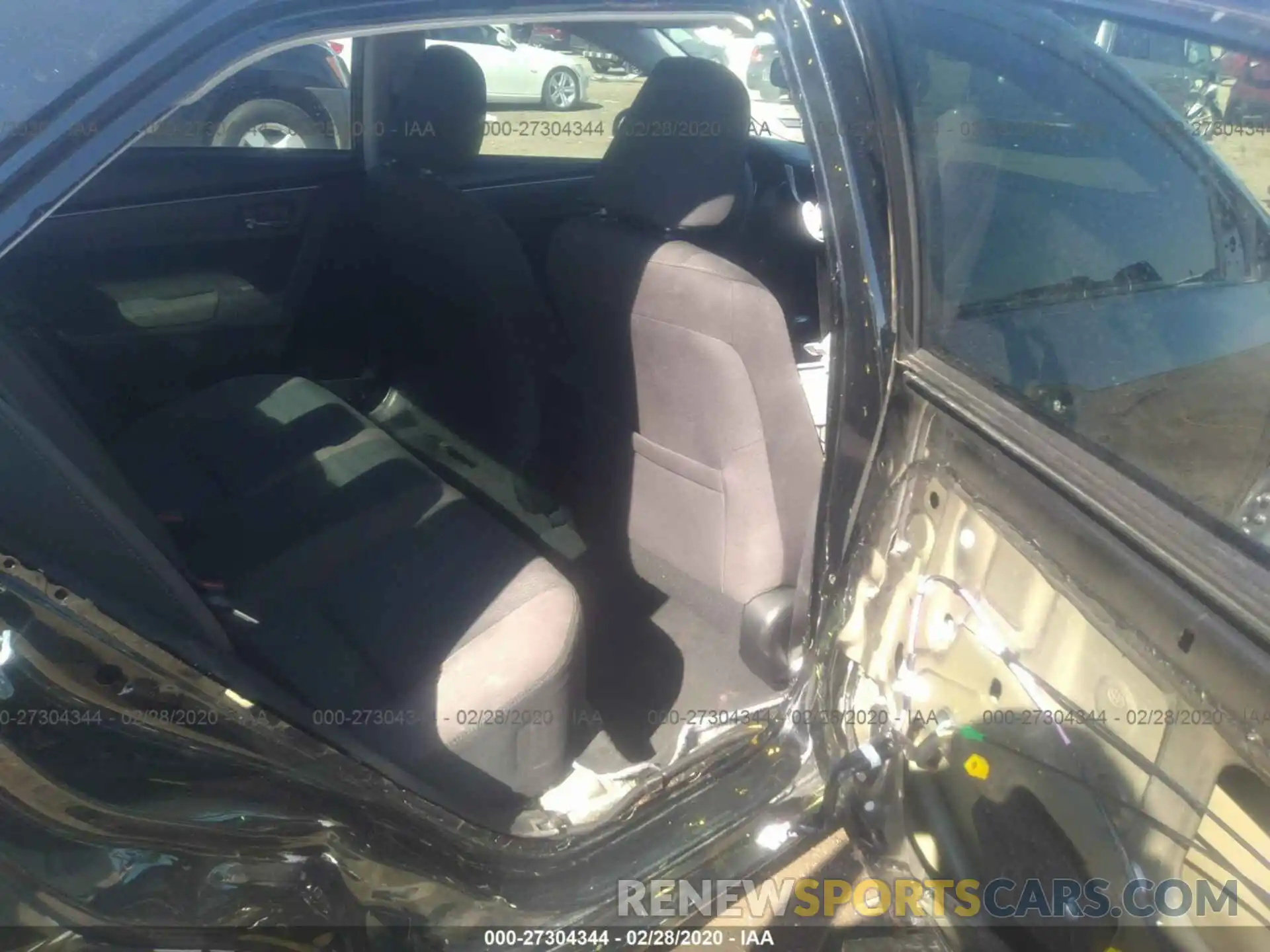 8 Photograph of a damaged car 5YFBURHE8KP892511 TOYOTA COROLLA 2019