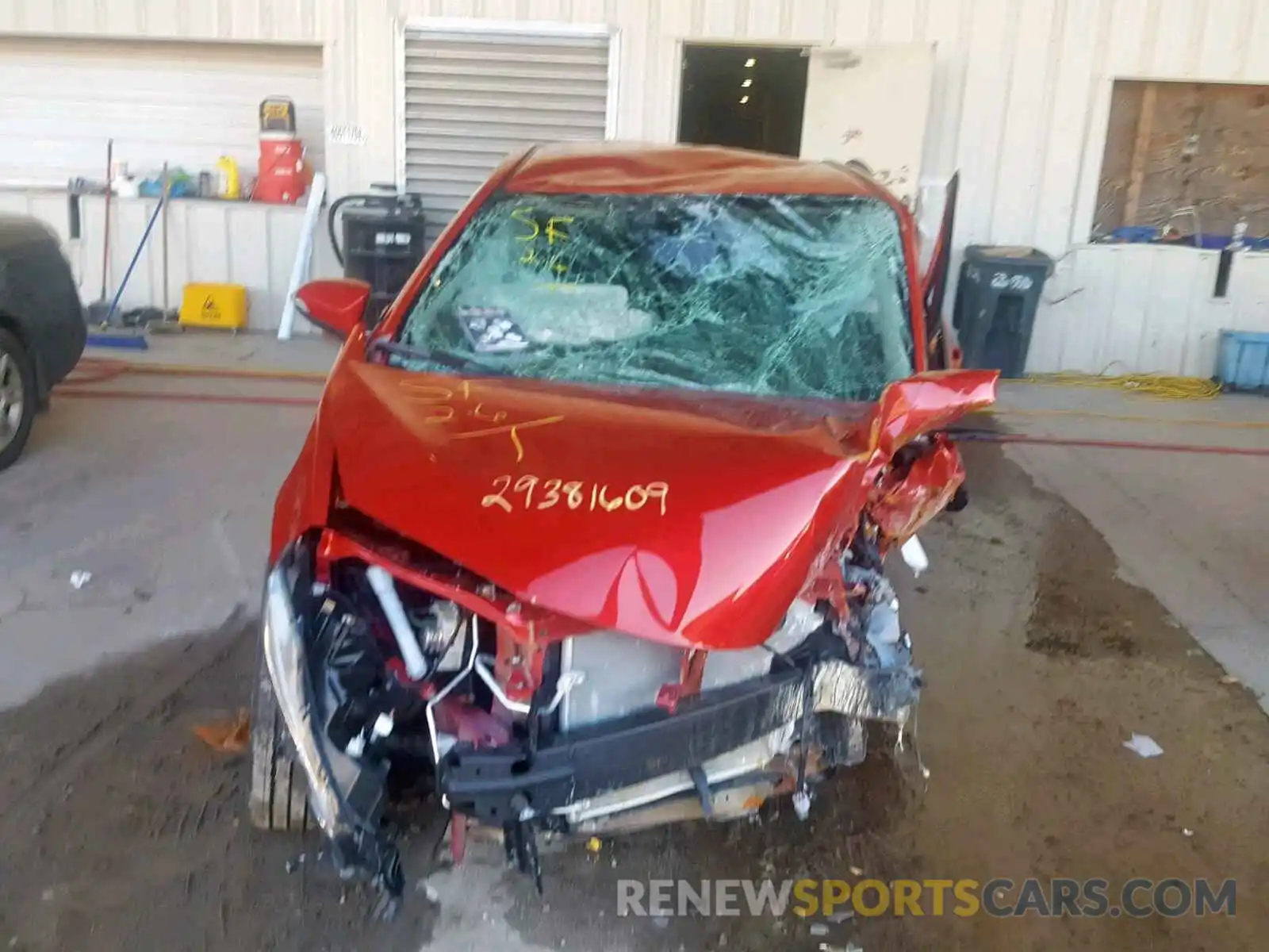 10 Photograph of a damaged car 5YFBURHE8KP892847 TOYOTA COROLLA 2019