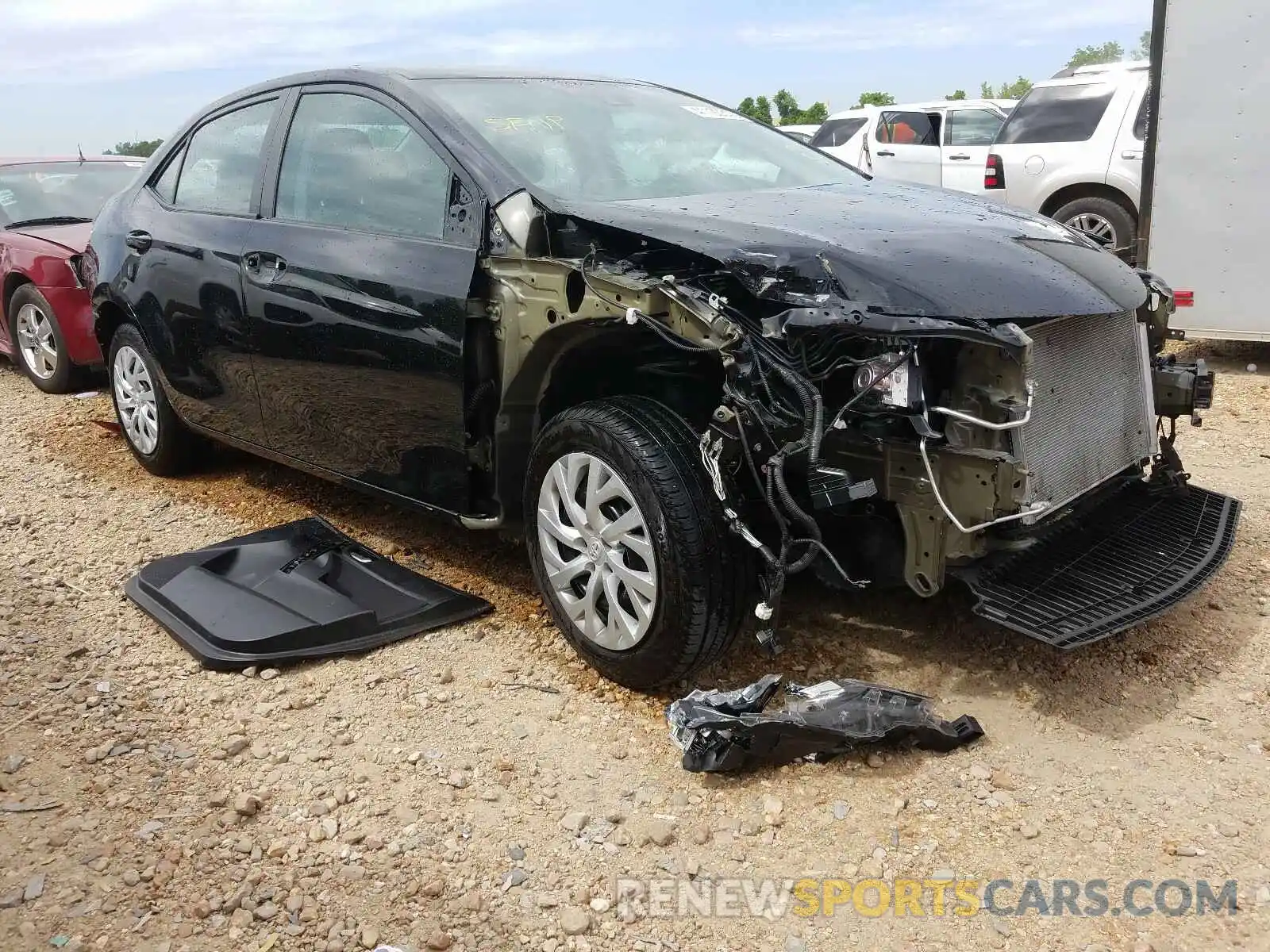 1 Photograph of a damaged car 5YFBURHE8KP892864 TOYOTA COROLLA 2019