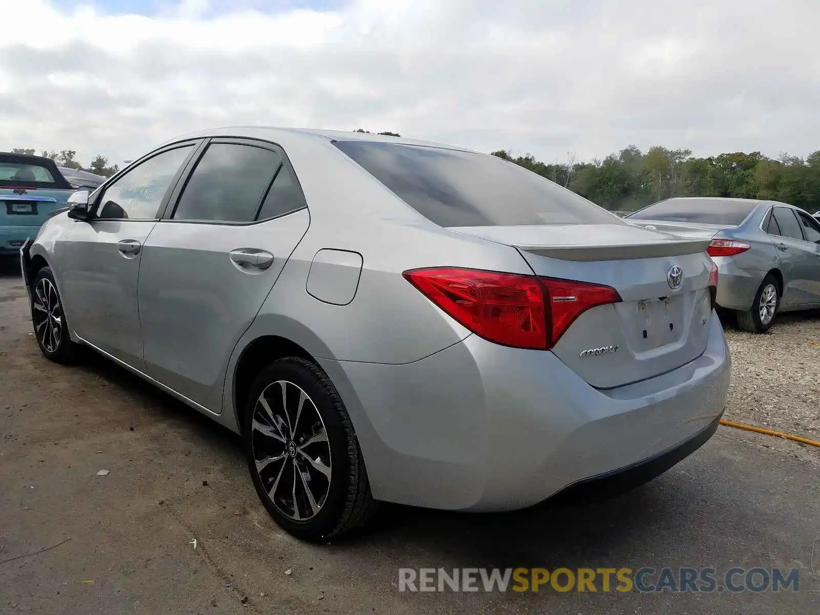 3 Photograph of a damaged car 5YFBURHE8KP893691 TOYOTA COROLLA 2019