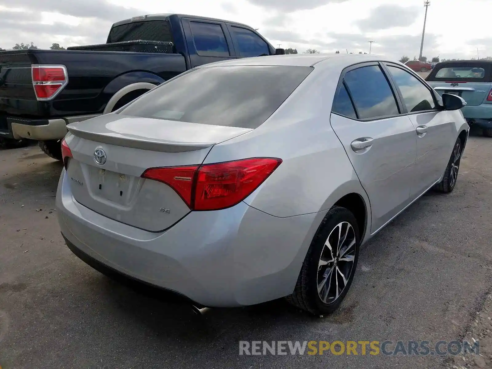 4 Photograph of a damaged car 5YFBURHE8KP893691 TOYOTA COROLLA 2019