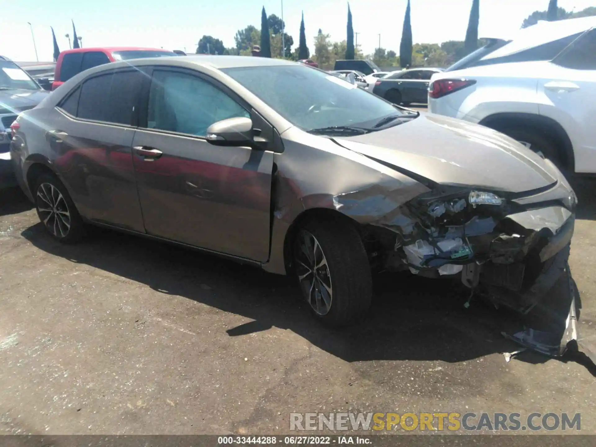 1 Photograph of a damaged car 5YFBURHE8KP894324 TOYOTA COROLLA 2019