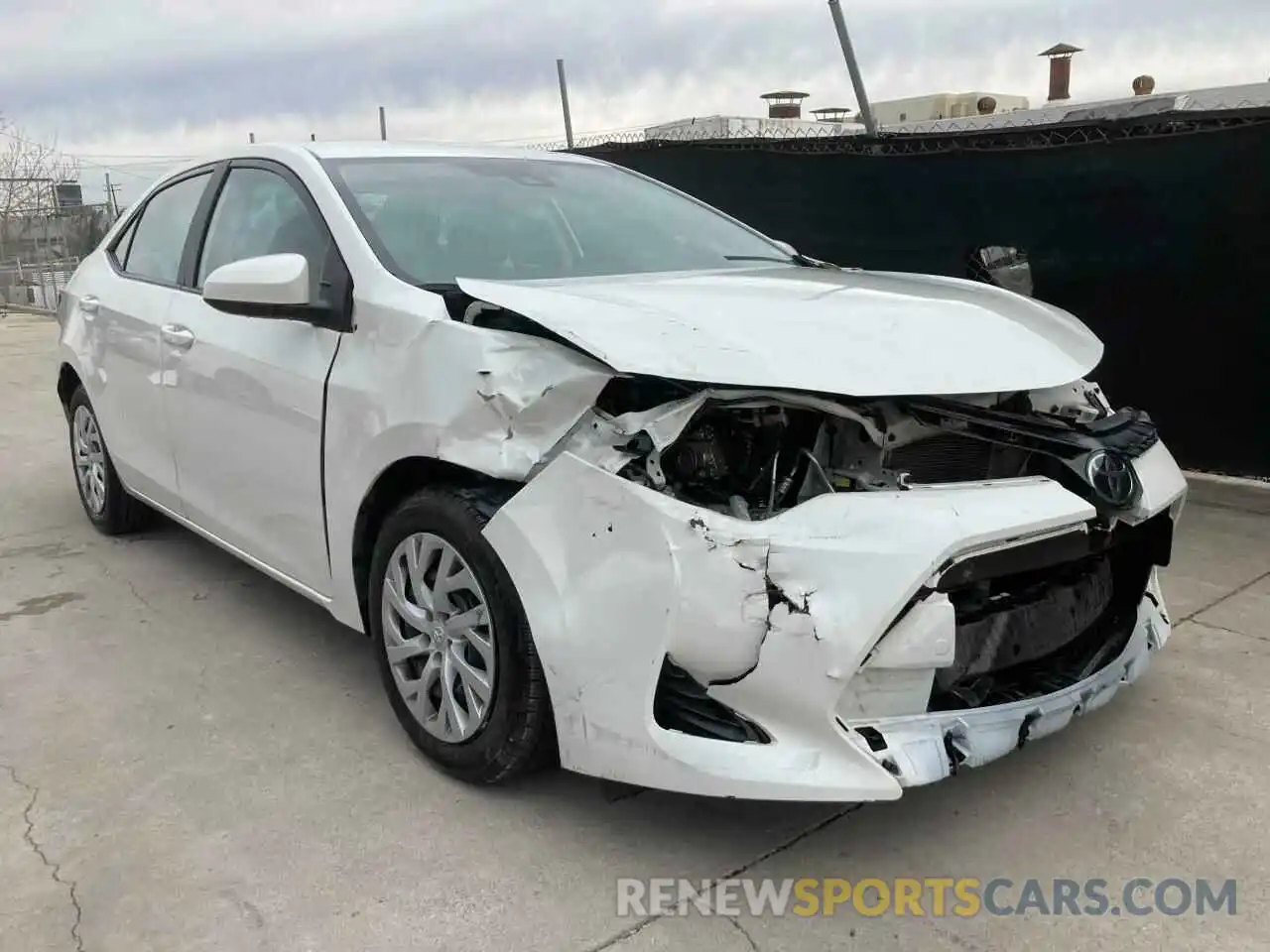 1 Photograph of a damaged car 5YFBURHE8KP894355 TOYOTA COROLLA 2019