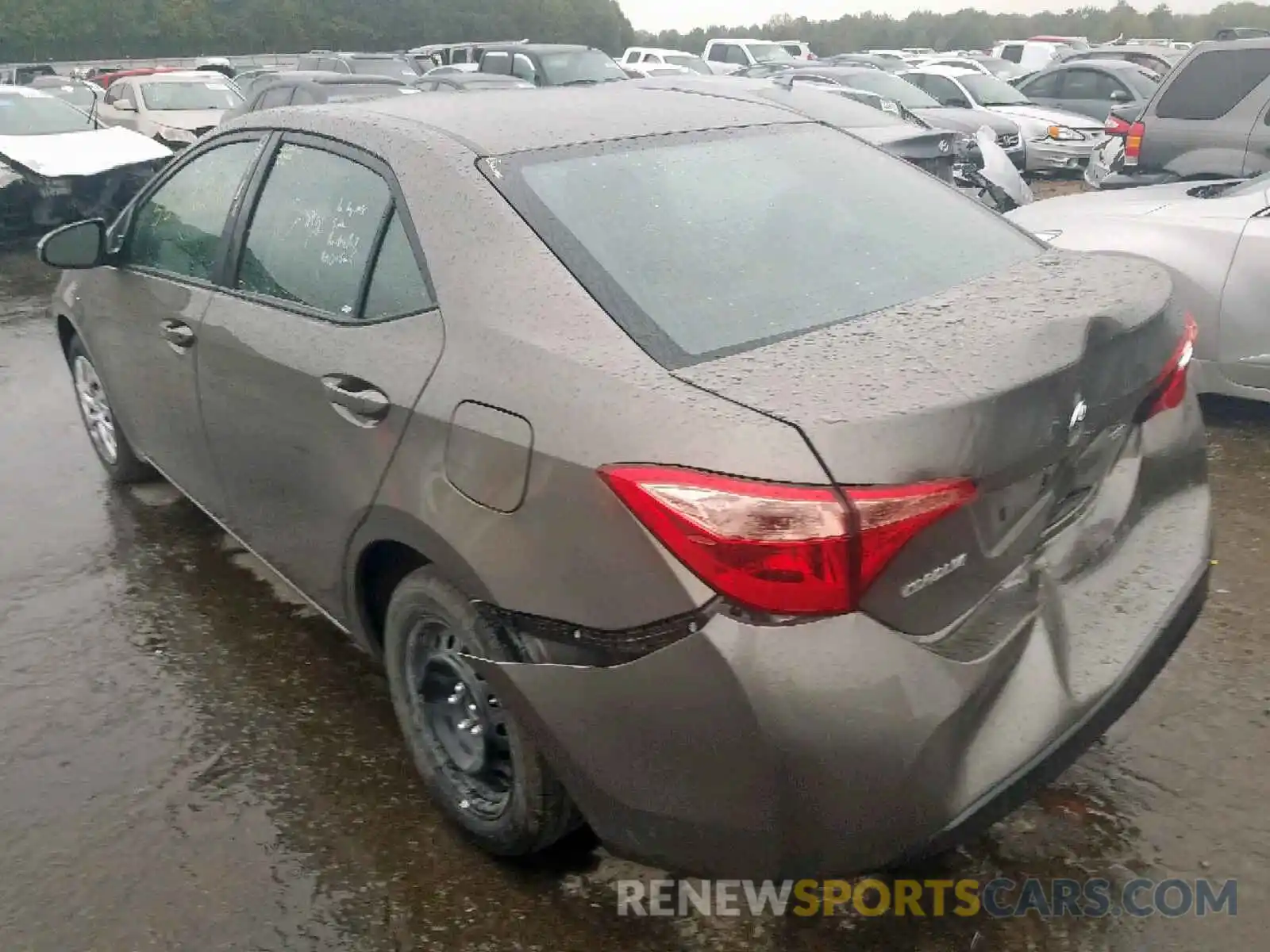 3 Photograph of a damaged car 5YFBURHE8KP895036 TOYOTA COROLLA 2019