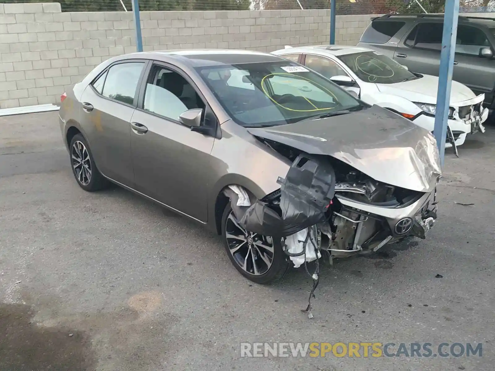 1 Photograph of a damaged car 5YFBURHE8KP895229 TOYOTA COROLLA 2019