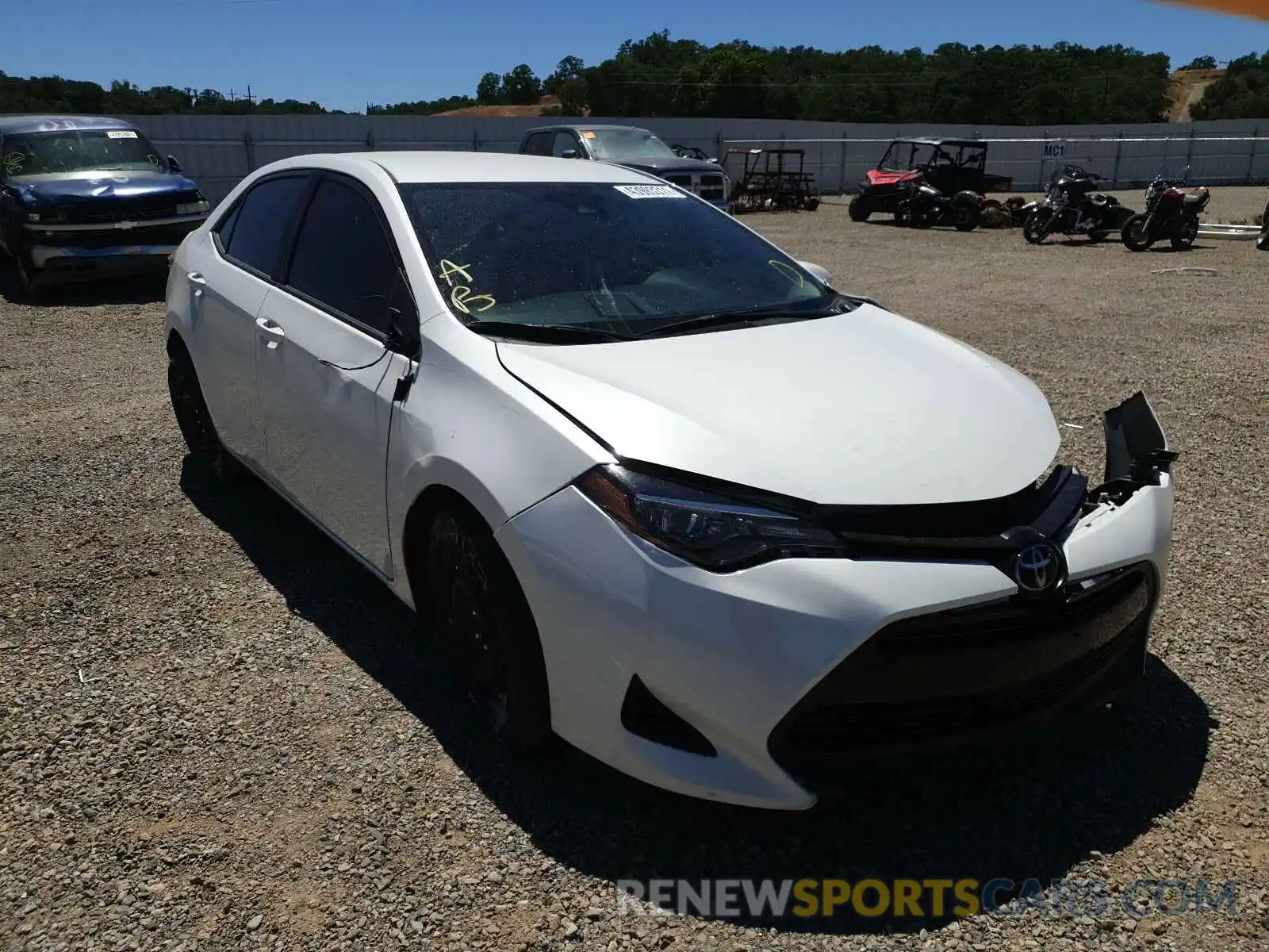 1 Photograph of a damaged car 5YFBURHE8KP895358 TOYOTA COROLLA 2019