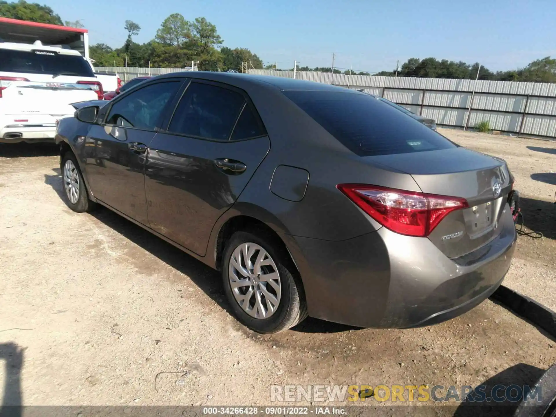 3 Photograph of a damaged car 5YFBURHE8KP895585 TOYOTA COROLLA 2019