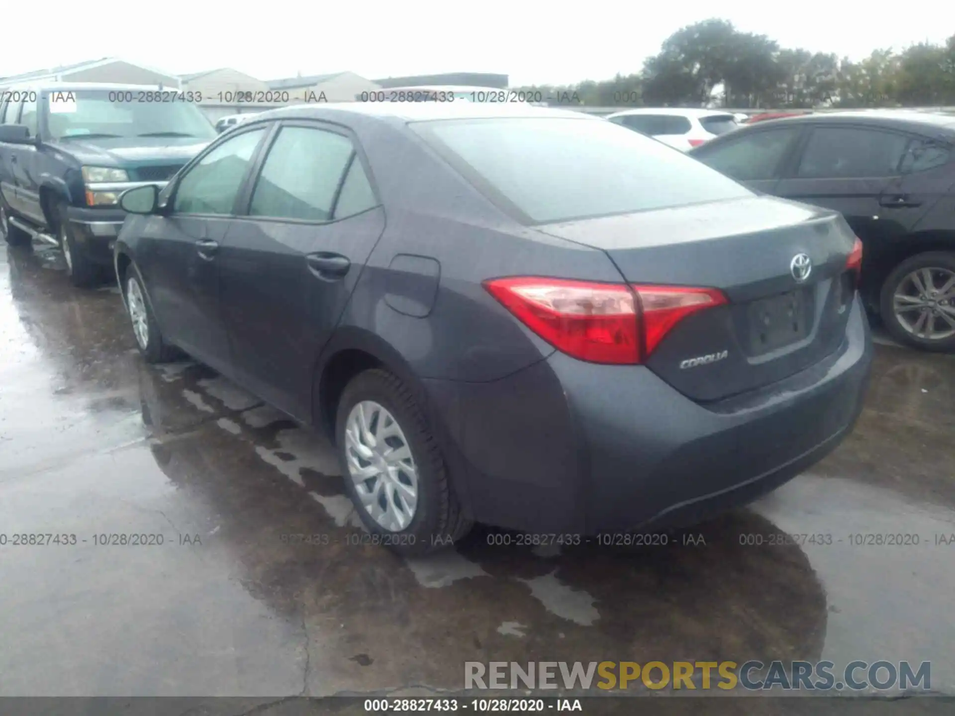 3 Photograph of a damaged car 5YFBURHE8KP895716 TOYOTA COROLLA 2019