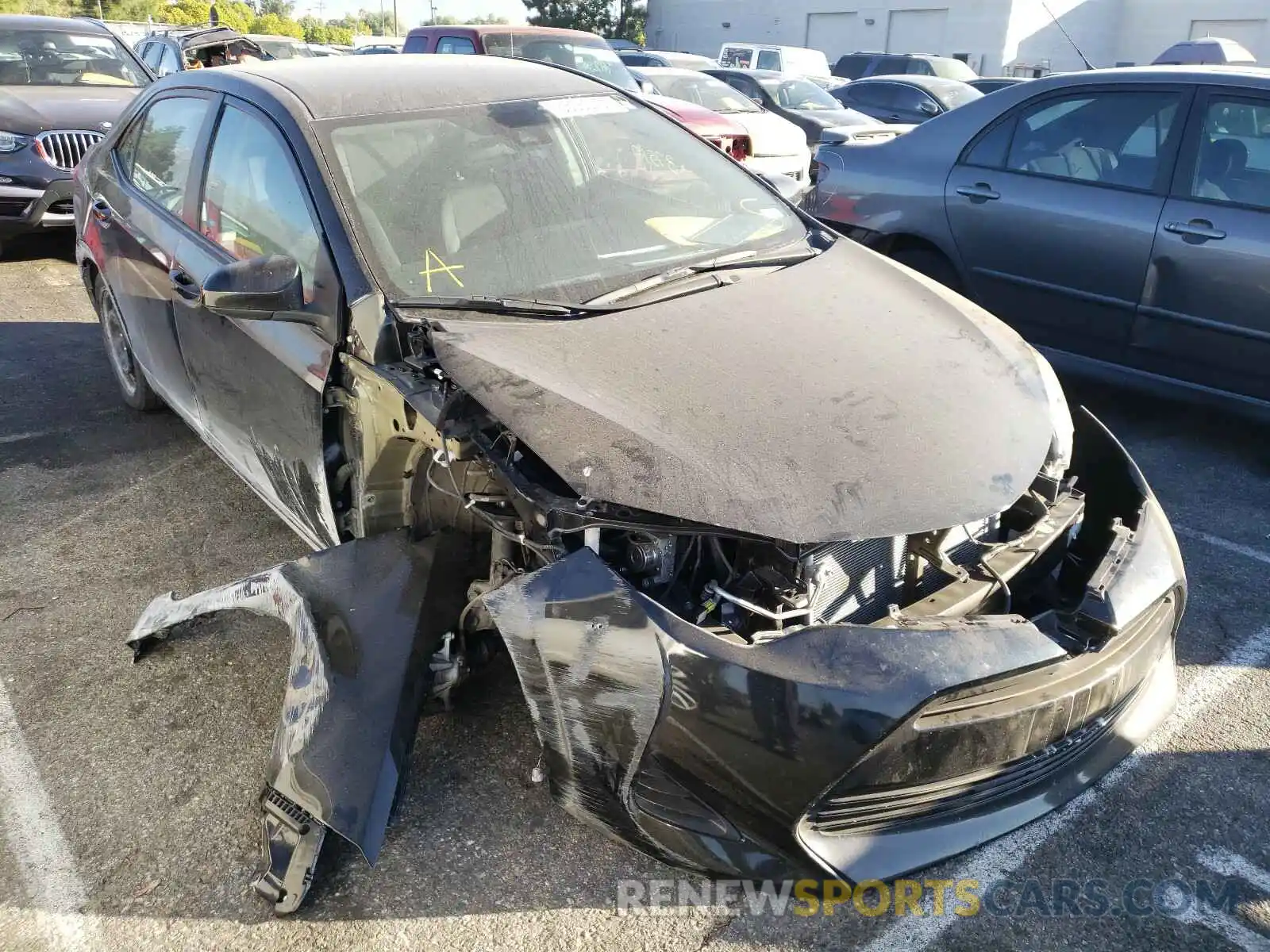 1 Photograph of a damaged car 5YFBURHE8KP895750 TOYOTA COROLLA 2019