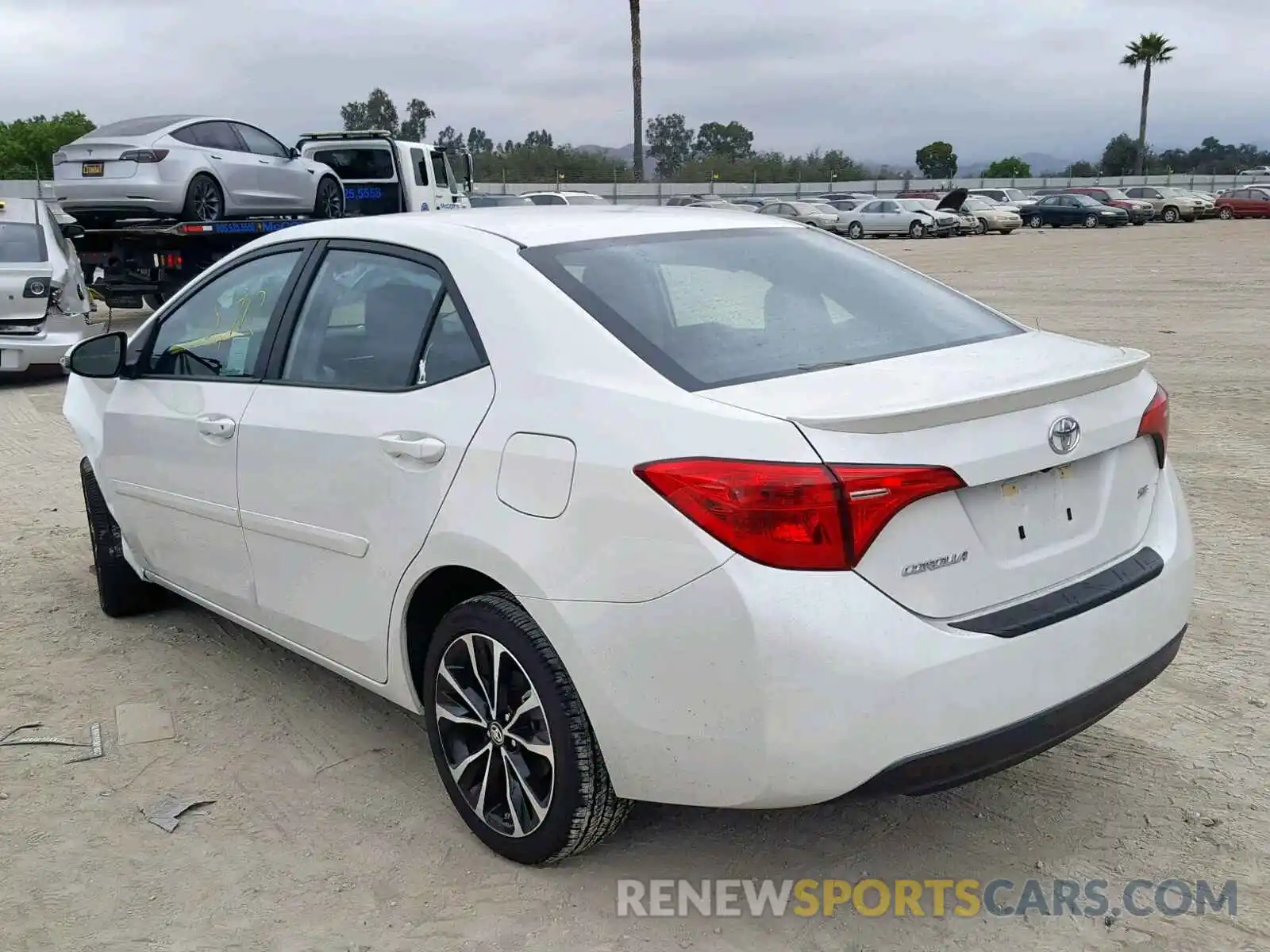 3 Photograph of a damaged car 5YFBURHE8KP896199 TOYOTA COROLLA 2019