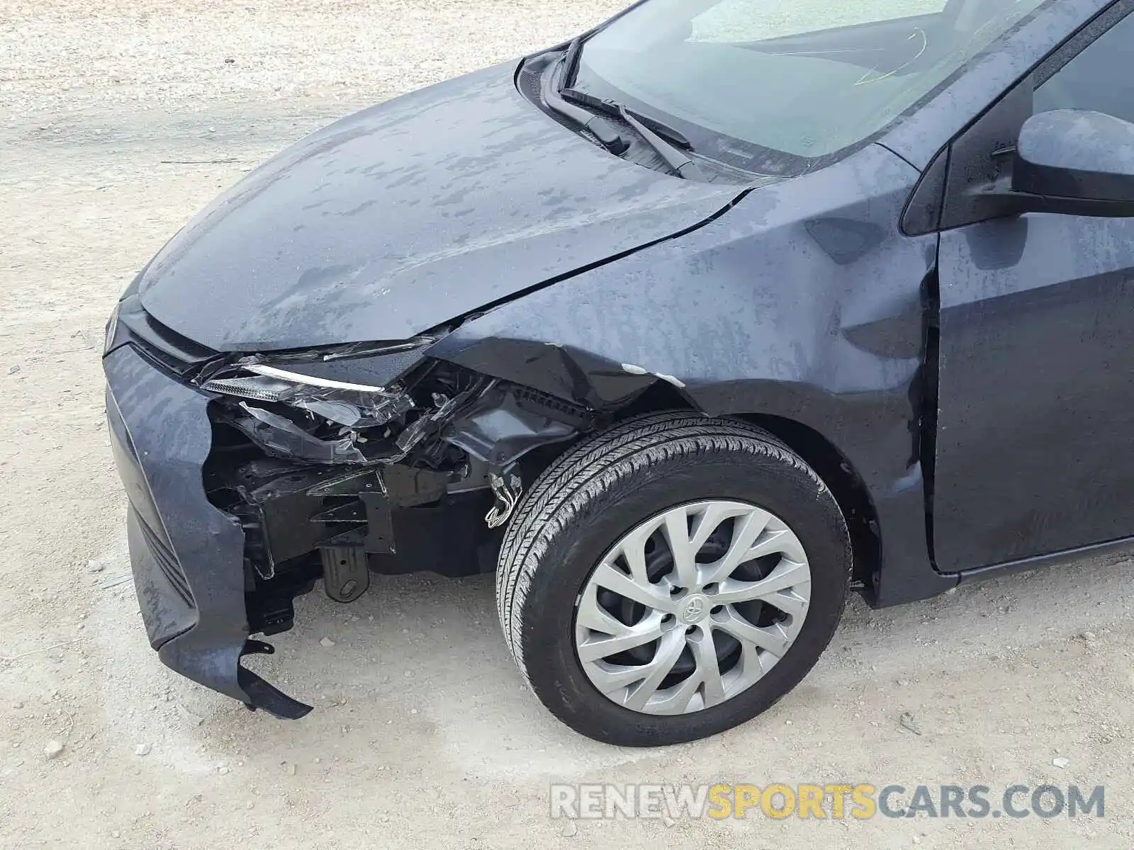 9 Photograph of a damaged car 5YFBURHE8KP896770 TOYOTA COROLLA 2019