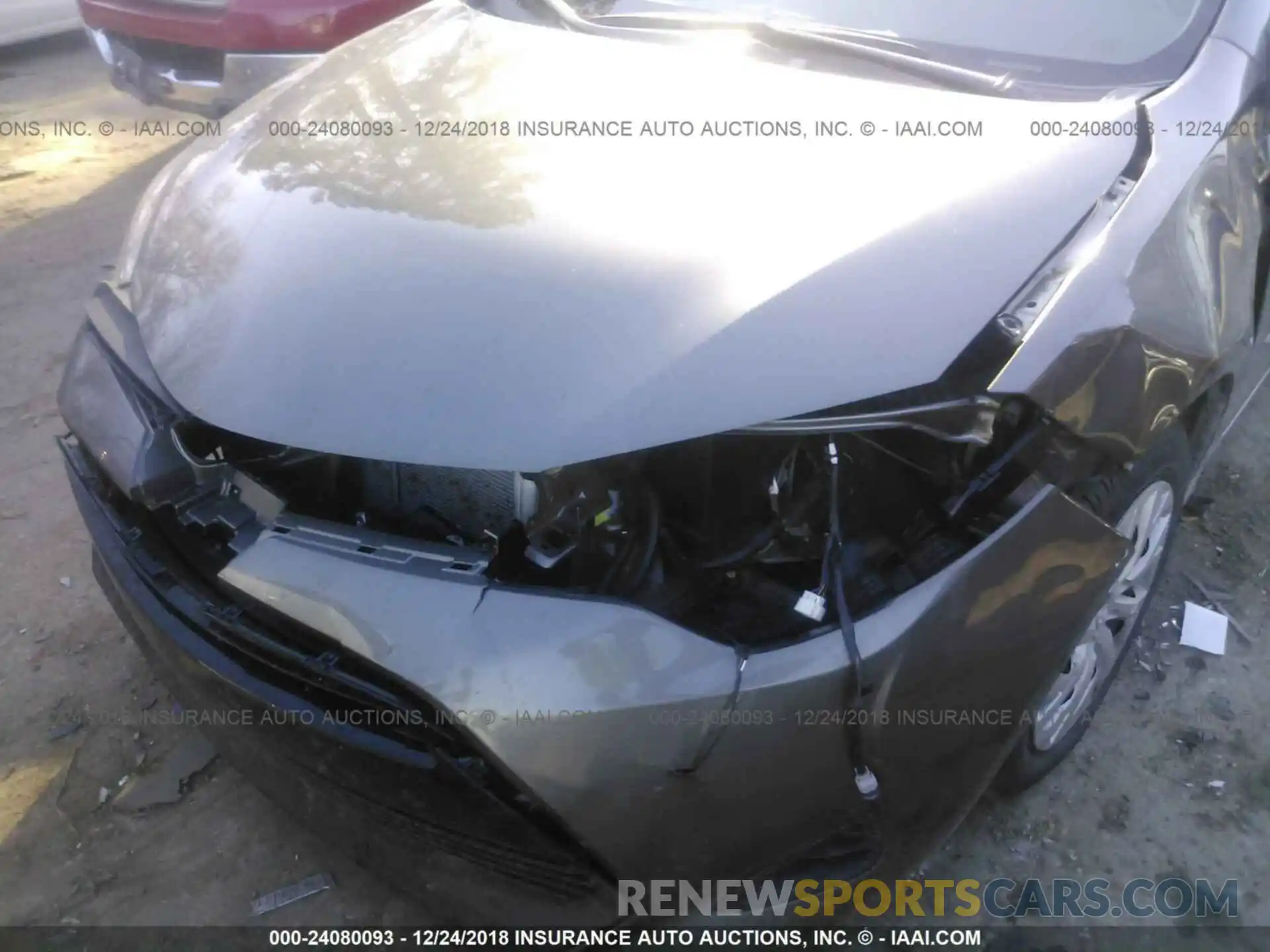 6 Photograph of a damaged car 5YFBURHE8KP897806 Toyota Corolla 2019