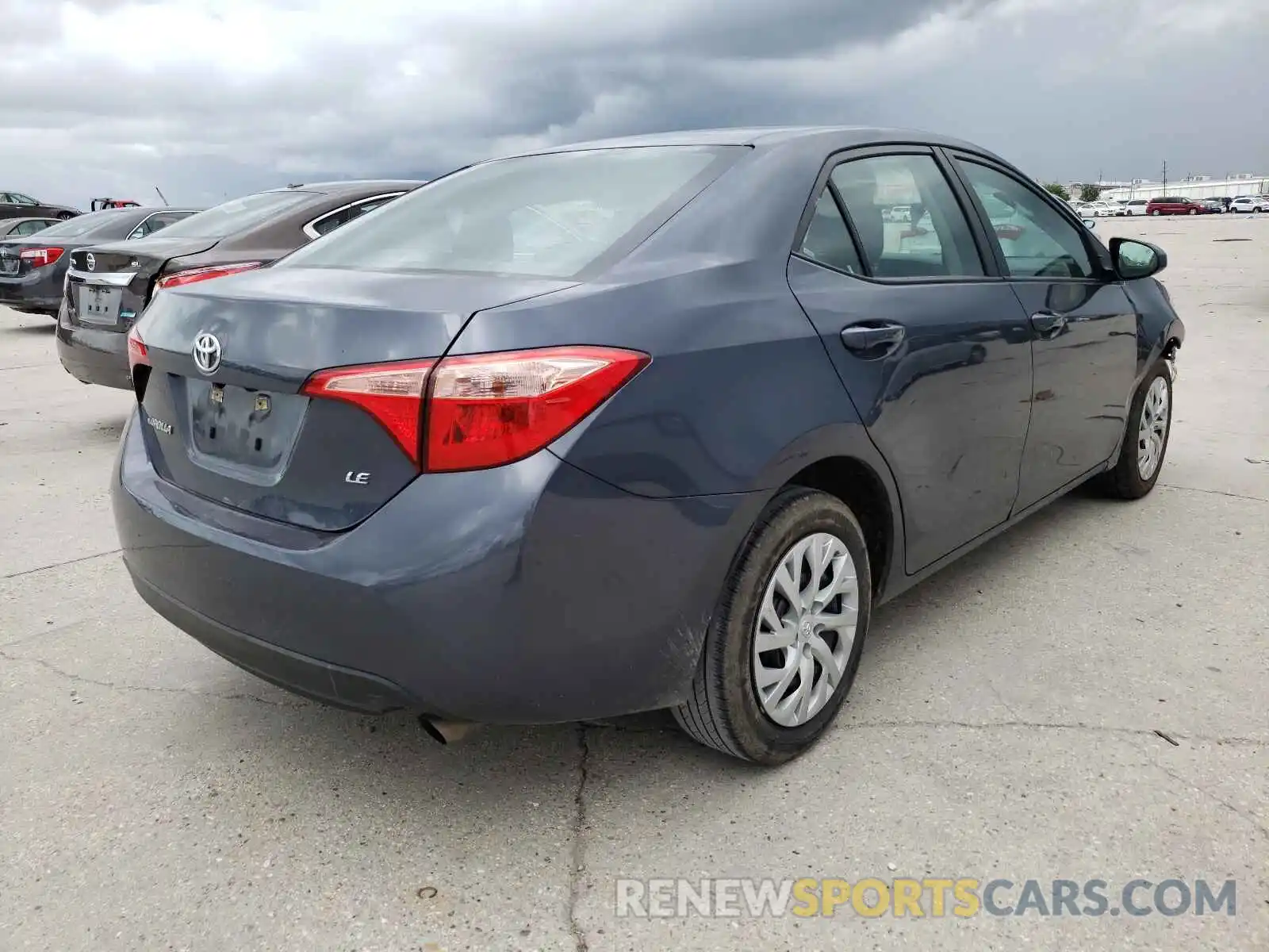 4 Photograph of a damaged car 5YFBURHE8KP899085 TOYOTA COROLLA 2019