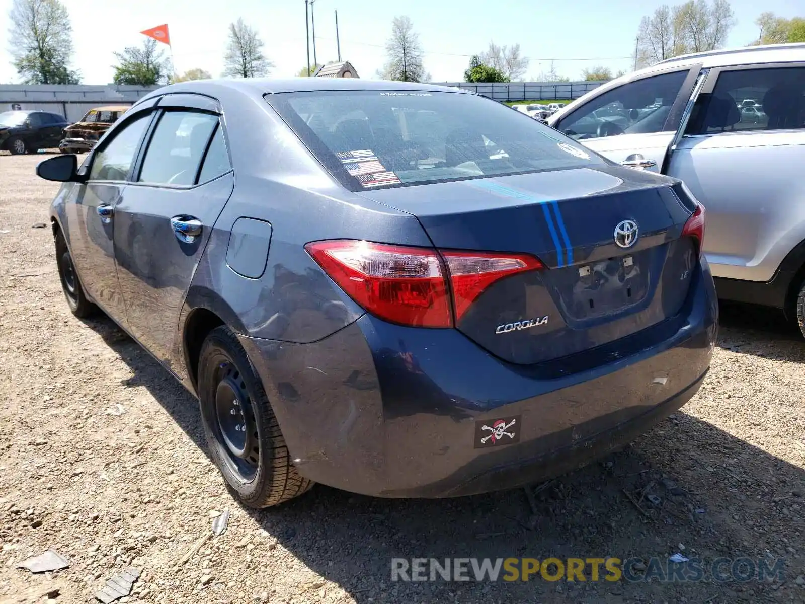 3 Photograph of a damaged car 5YFBURHE8KP900137 TOYOTA COROLLA 2019