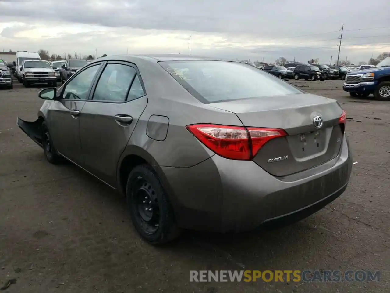 3 Photograph of a damaged car 5YFBURHE8KP900221 TOYOTA COROLLA 2019