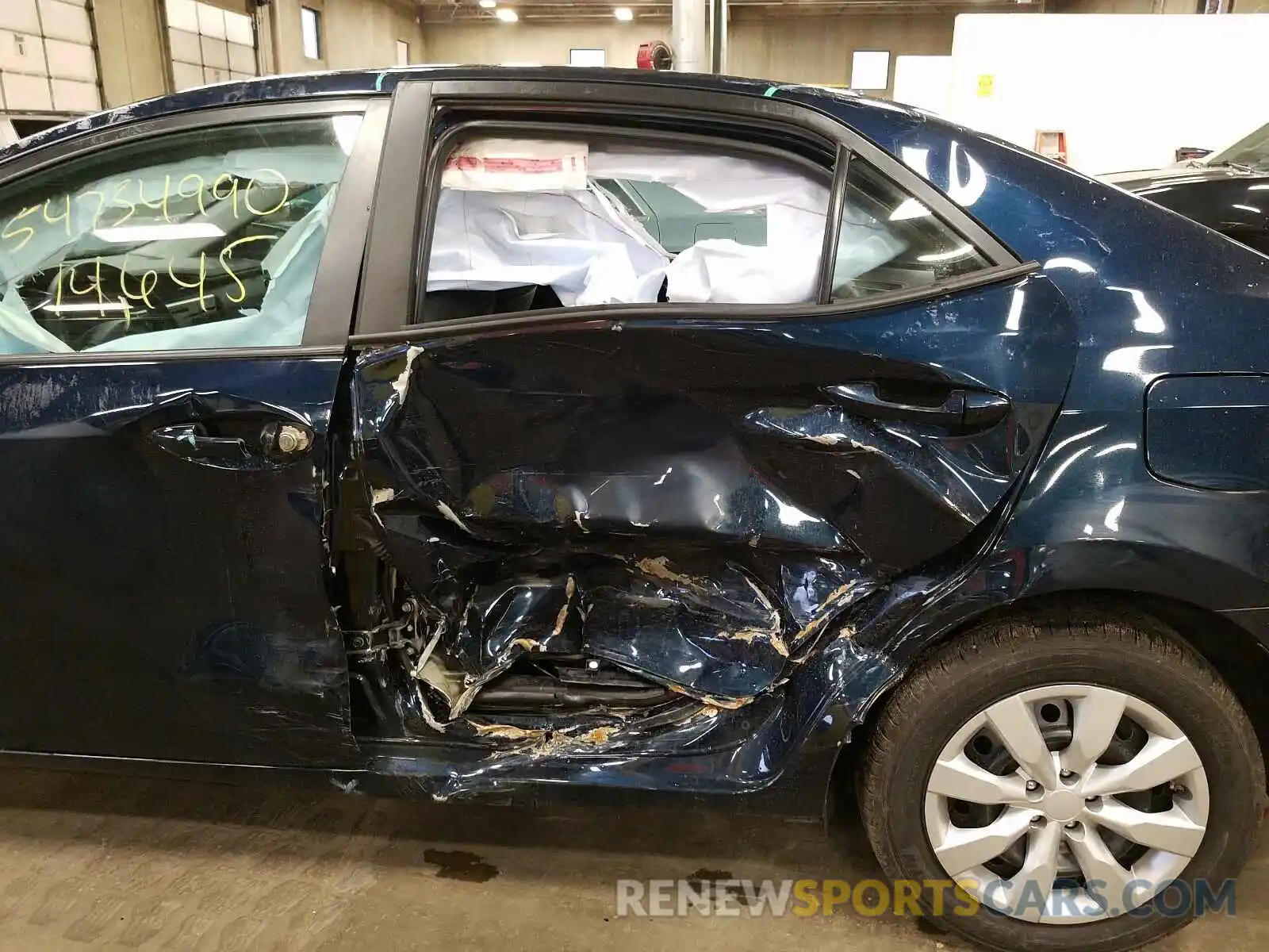 9 Photograph of a damaged car 5YFBURHE8KP901479 TOYOTA COROLLA 2019