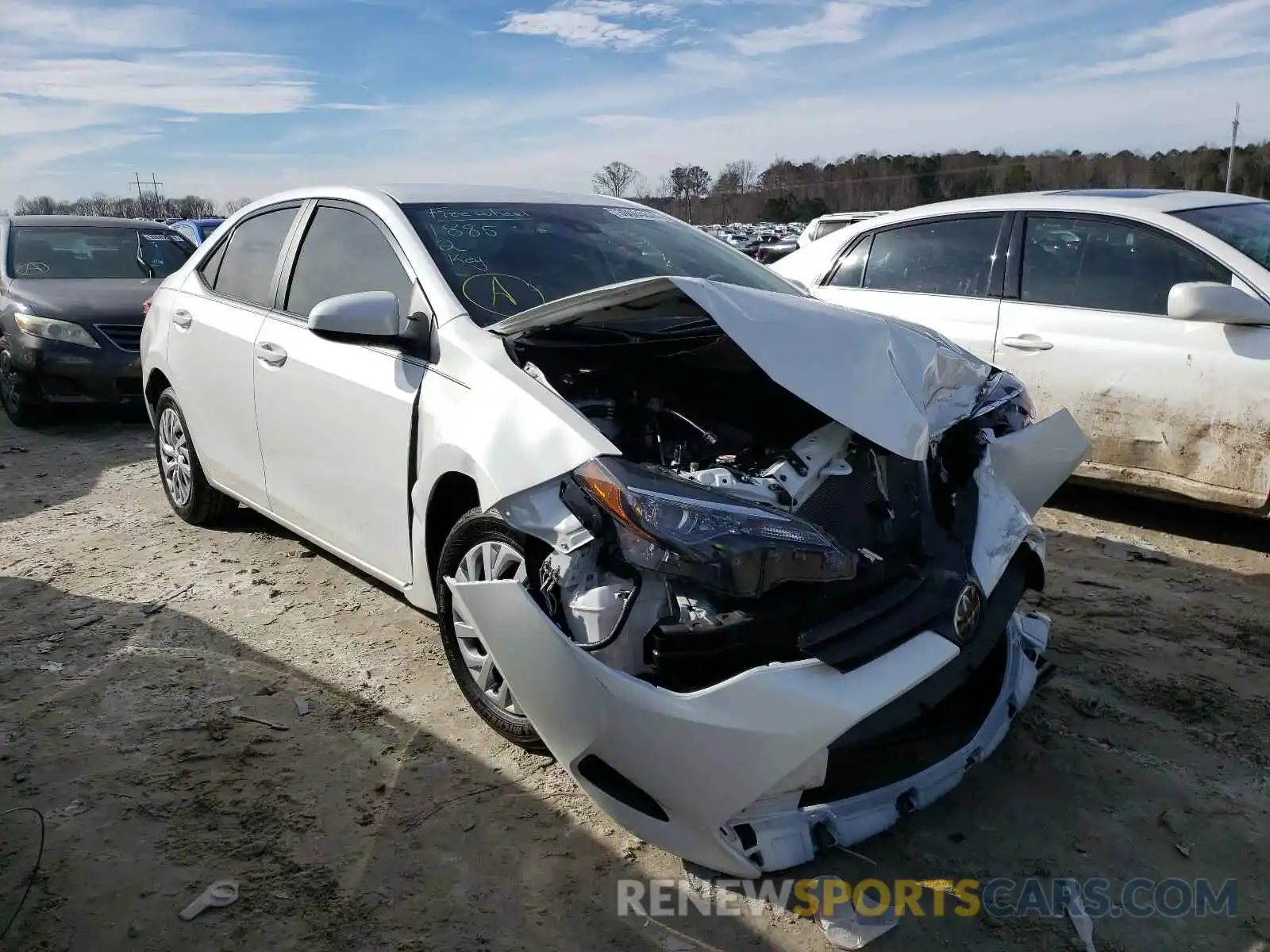 1 Photograph of a damaged car 5YFBURHE8KP901885 TOYOTA COROLLA 2019