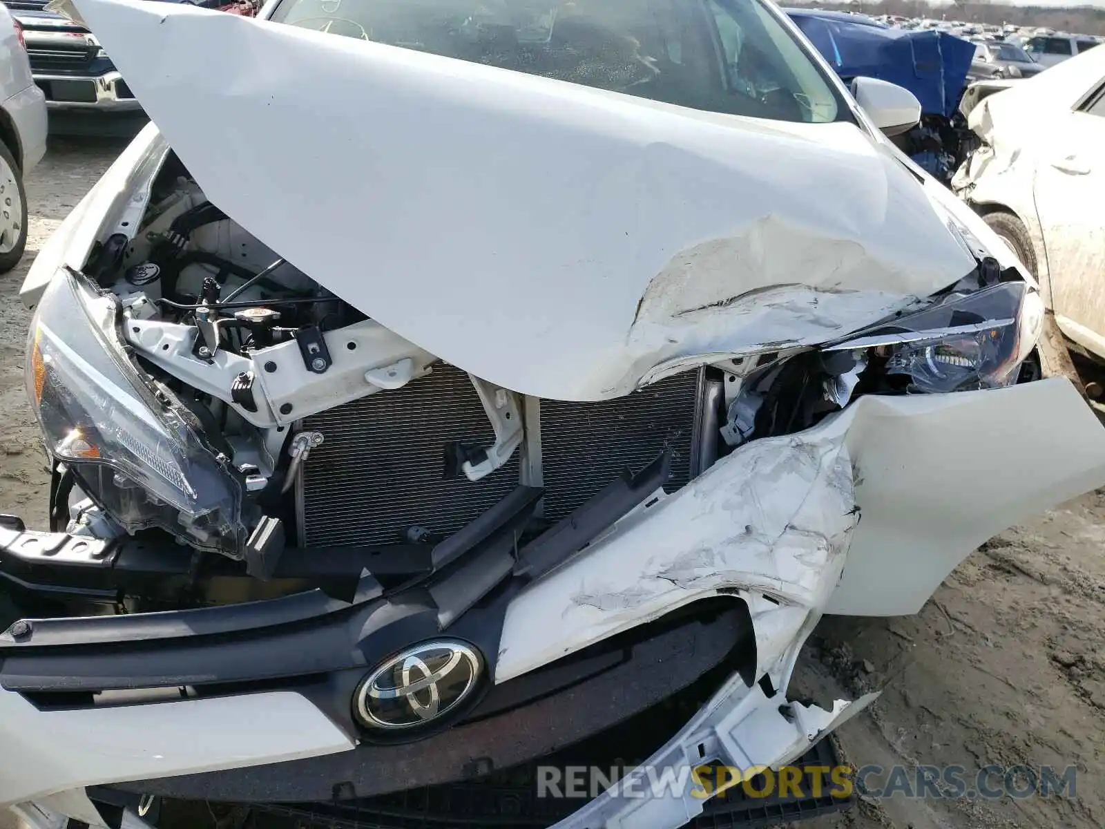 7 Photograph of a damaged car 5YFBURHE8KP901885 TOYOTA COROLLA 2019