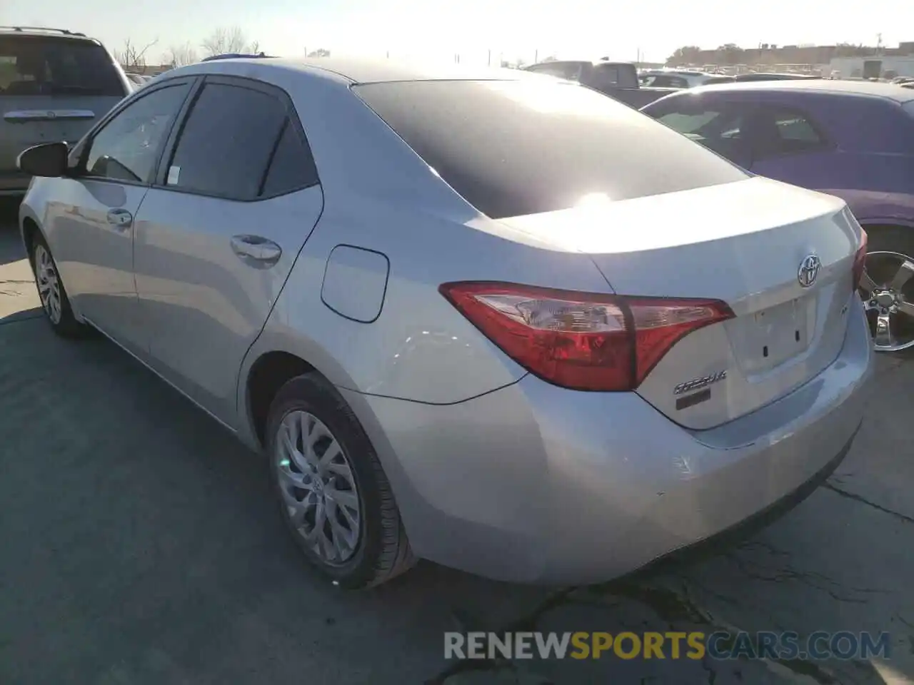 3 Photograph of a damaged car 5YFBURHE8KP902941 TOYOTA COROLLA 2019