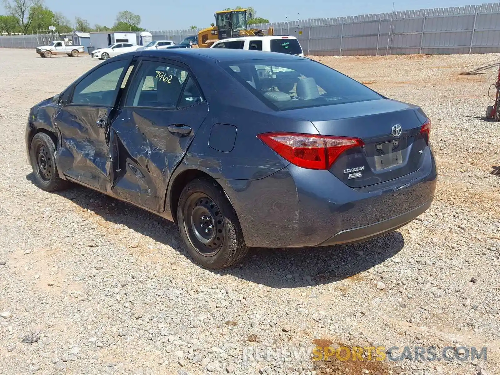 3 Photograph of a damaged car 5YFBURHE8KP903961 TOYOTA COROLLA 2019