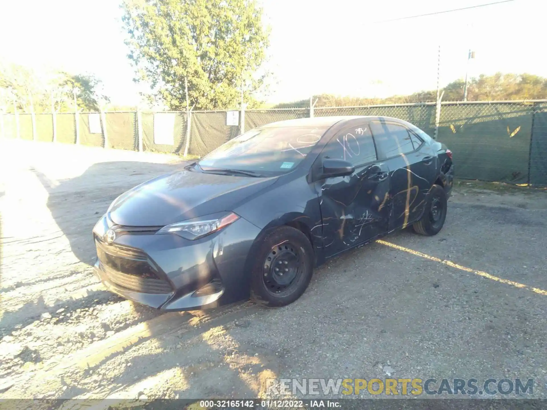 2 Photograph of a damaged car 5YFBURHE8KP904527 TOYOTA COROLLA 2019