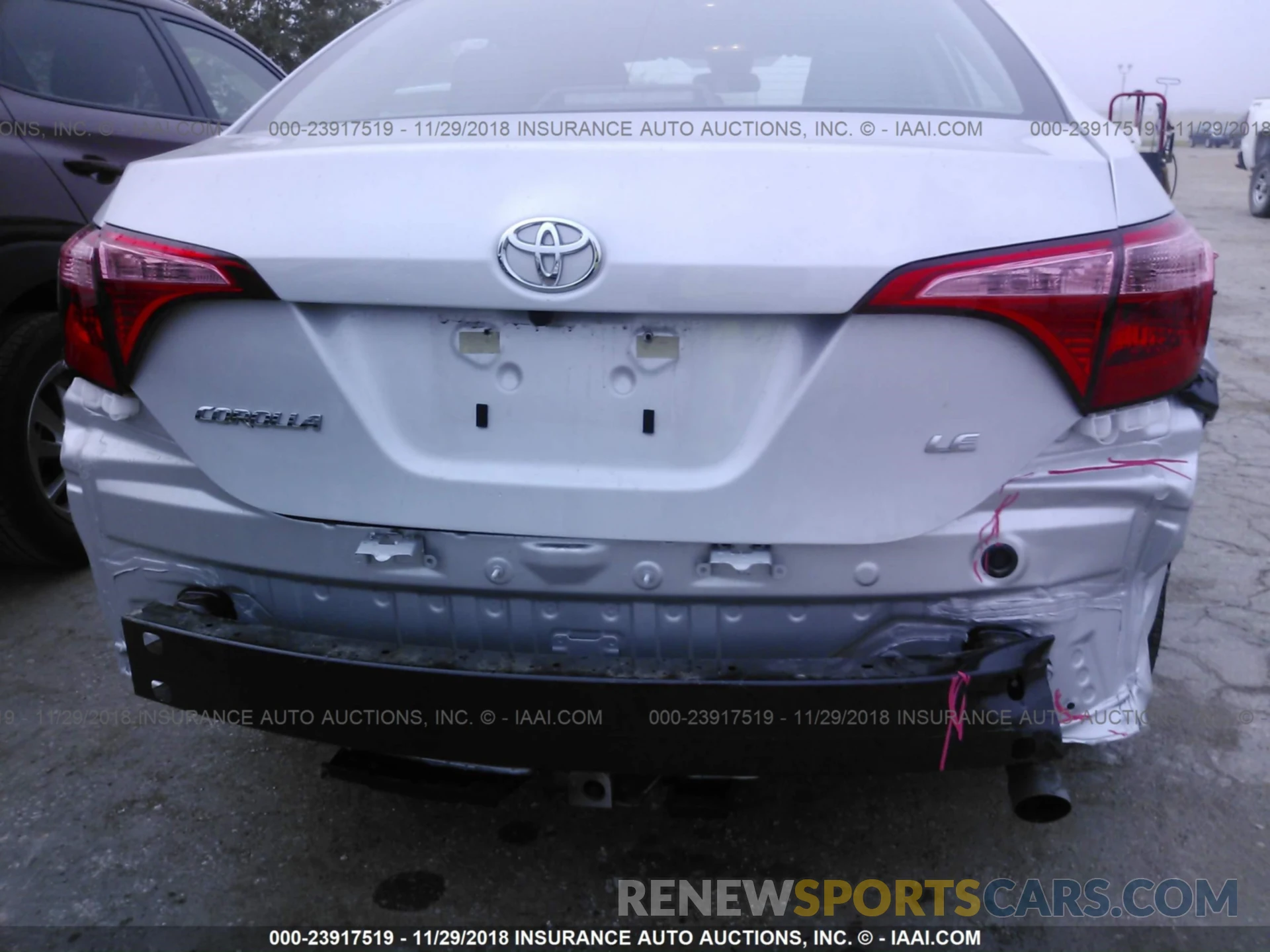 6 Photograph of a damaged car 5YFBURHE8KP905189 Toyota Corolla 2019