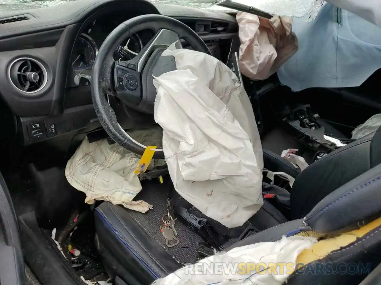 8 Photograph of a damaged car 5YFBURHE8KP905600 TOYOTA COROLLA 2019