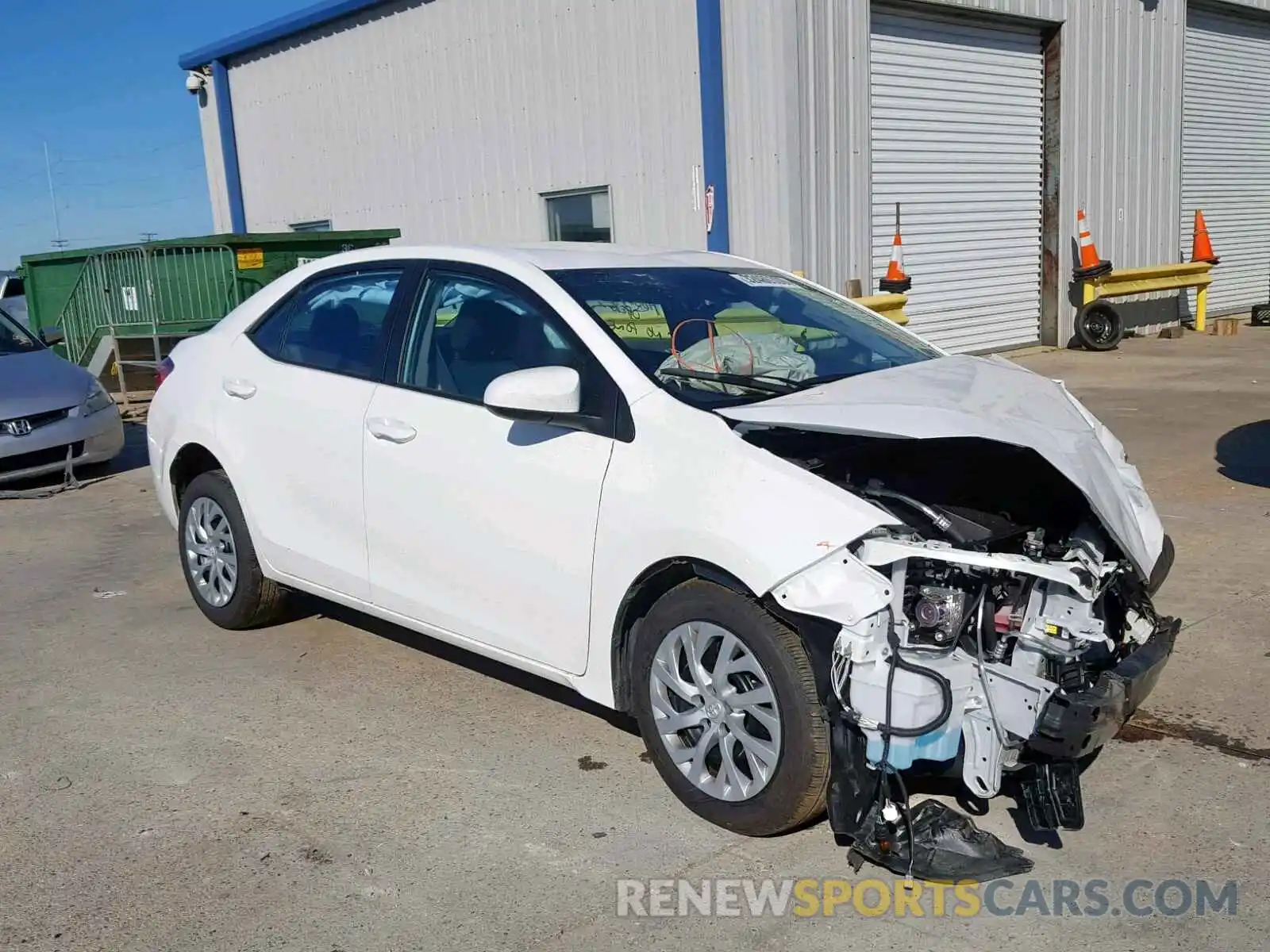 1 Photograph of a damaged car 5YFBURHE8KP906195 TOYOTA COROLLA 2019