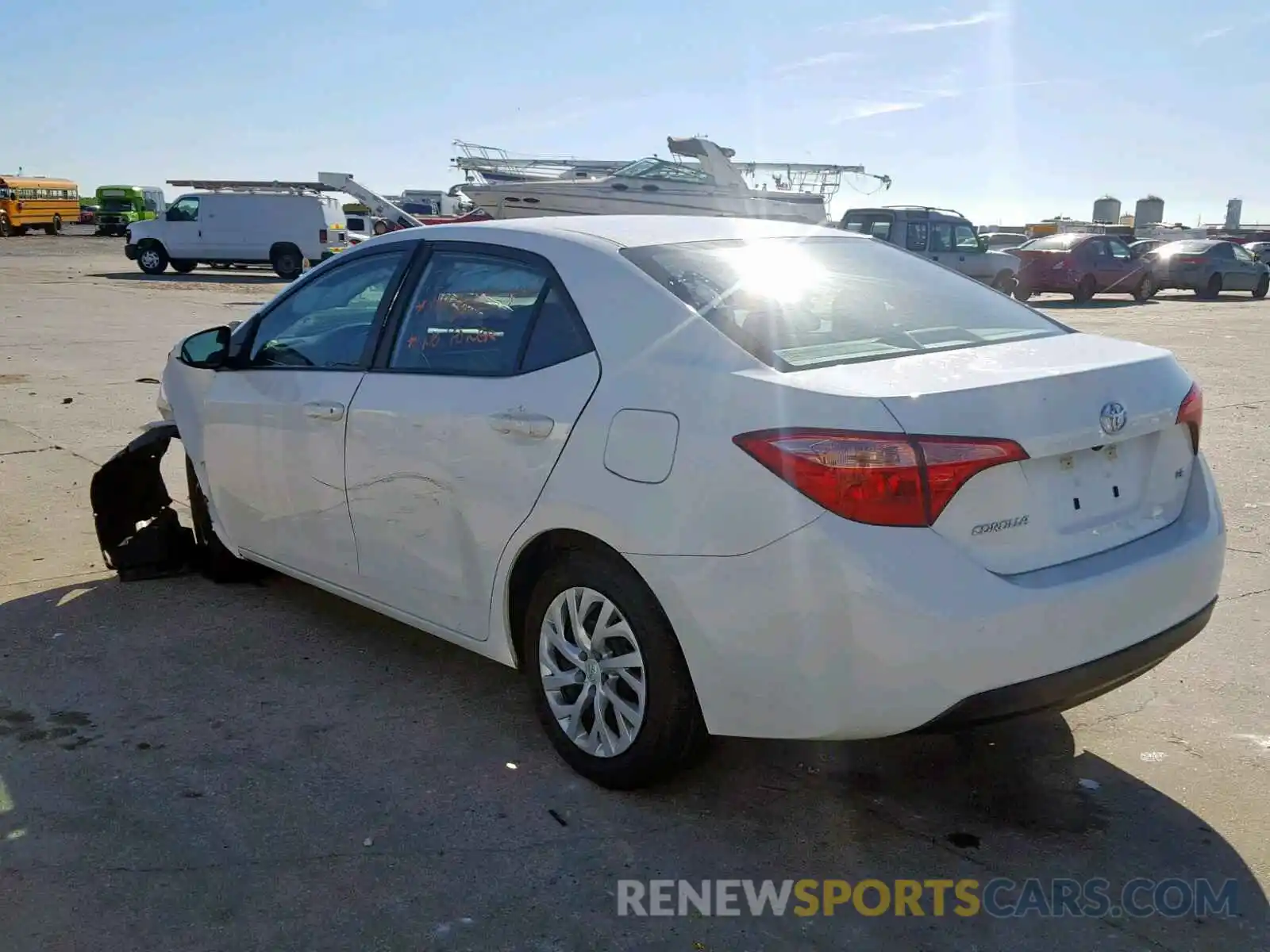 3 Photograph of a damaged car 5YFBURHE8KP906195 TOYOTA COROLLA 2019