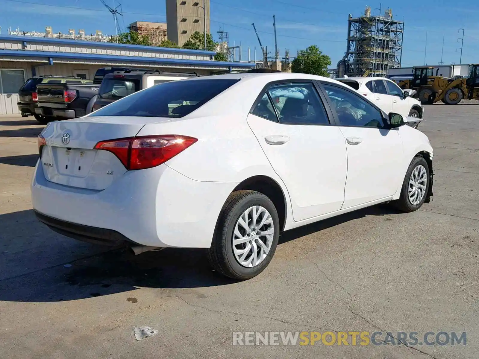 4 Photograph of a damaged car 5YFBURHE8KP906195 TOYOTA COROLLA 2019