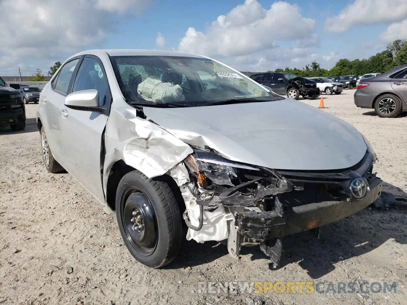 1 Photograph of a damaged car 5YFBURHE8KP907685 TOYOTA COROLLA 2019