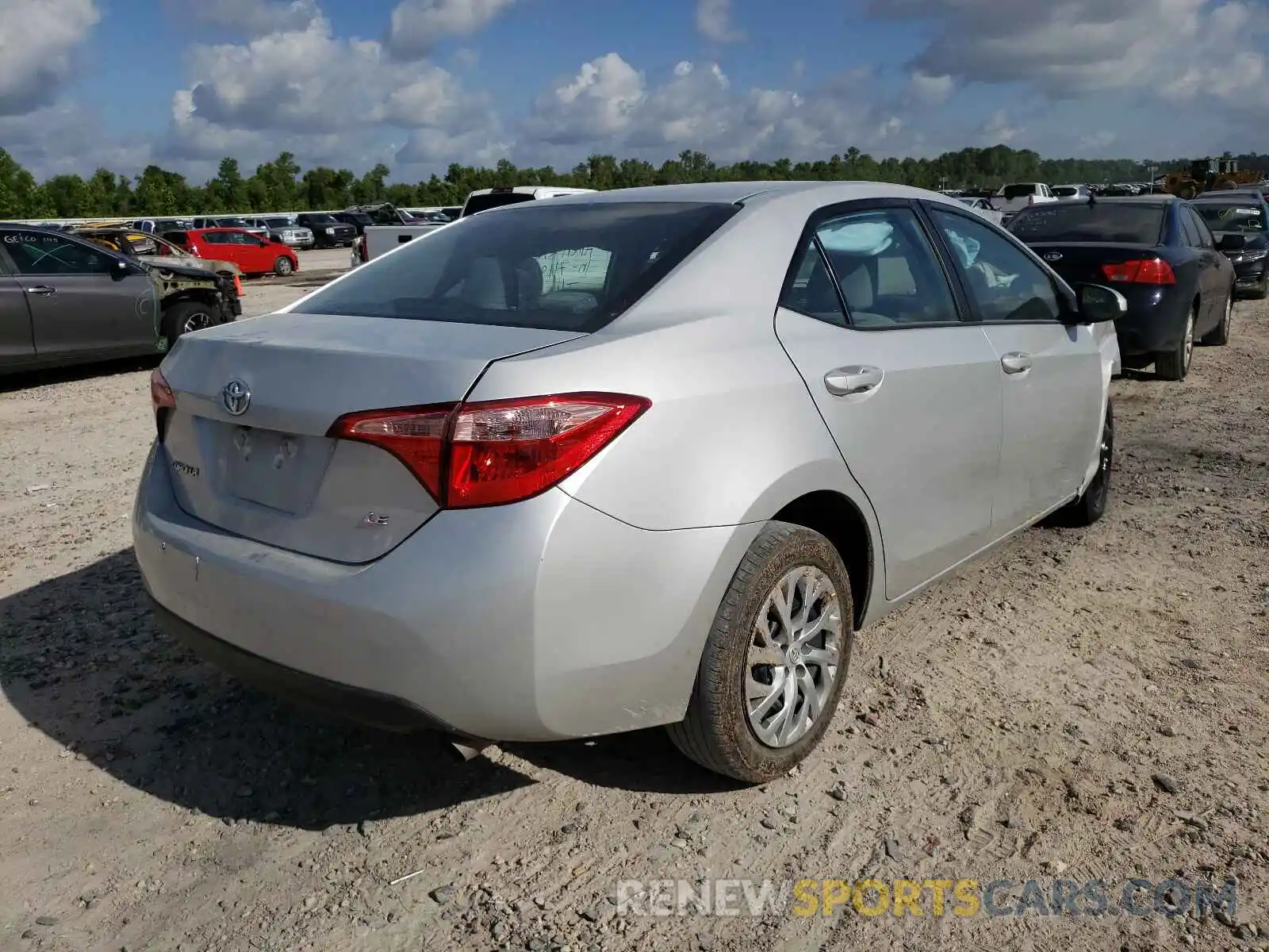 4 Photograph of a damaged car 5YFBURHE8KP907685 TOYOTA COROLLA 2019