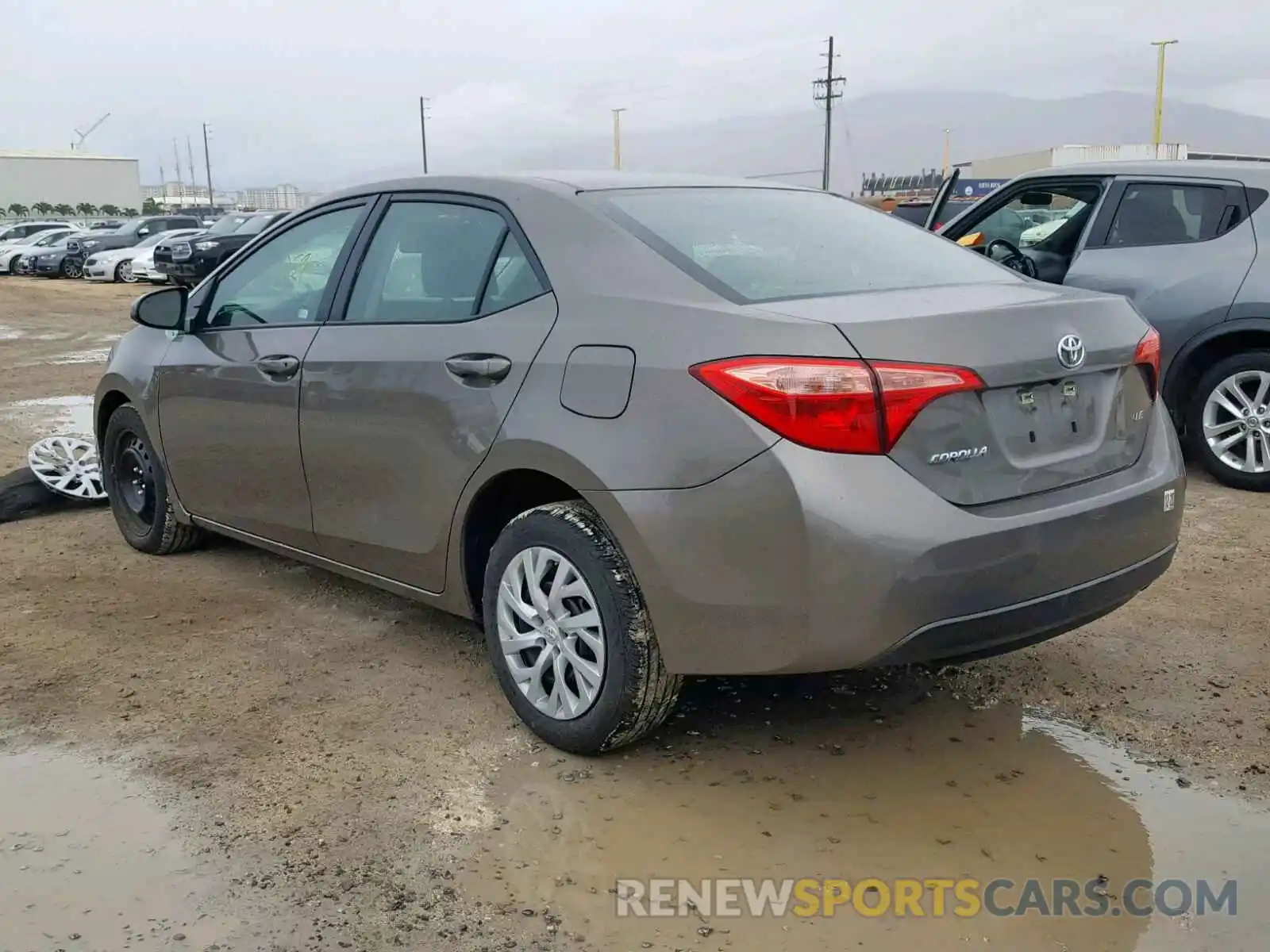 3 Photograph of a damaged car 5YFBURHE8KP908433 TOYOTA COROLLA 2019