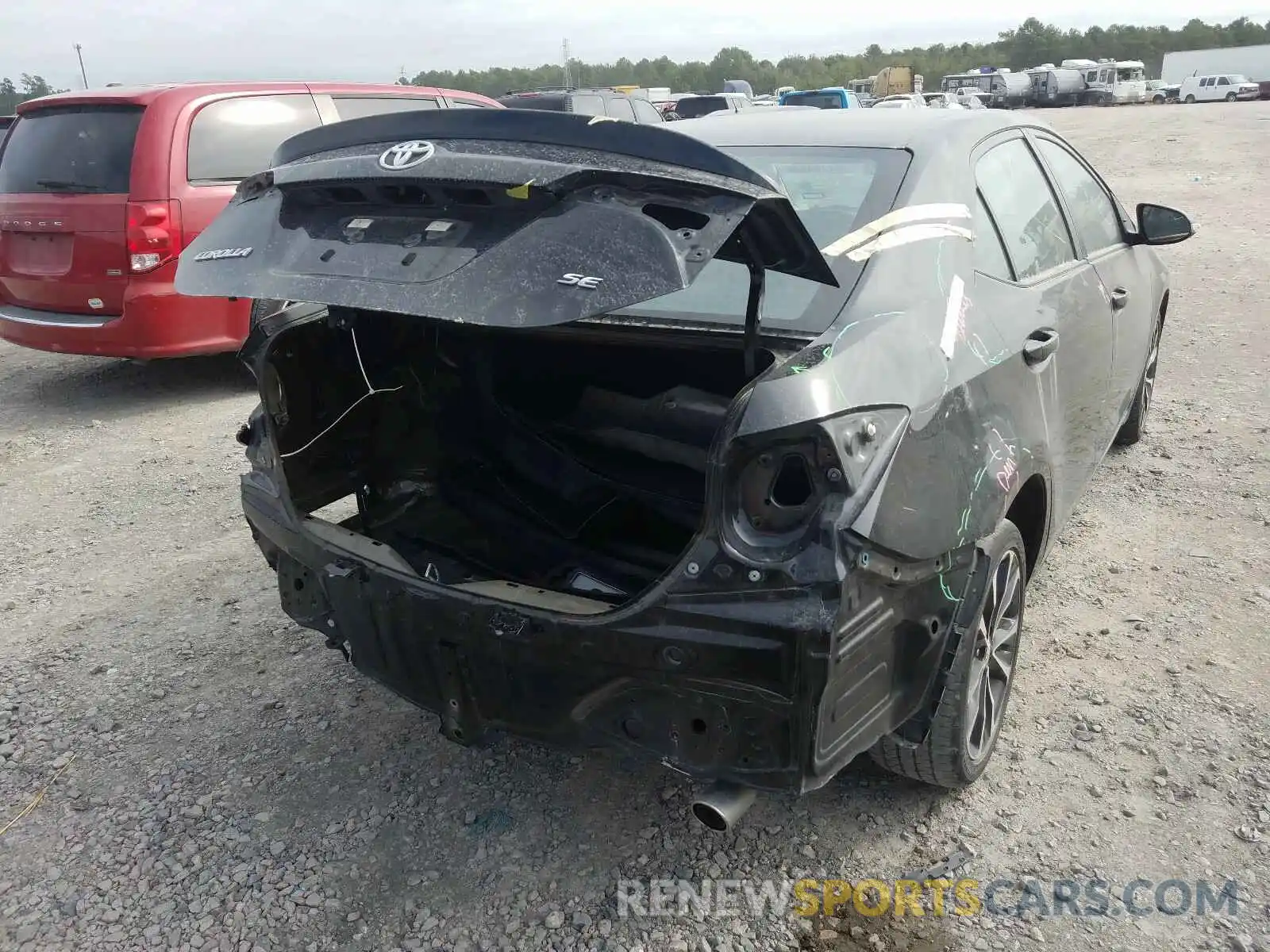 4 Photograph of a damaged car 5YFBURHE8KP908626 TOYOTA COROLLA 2019