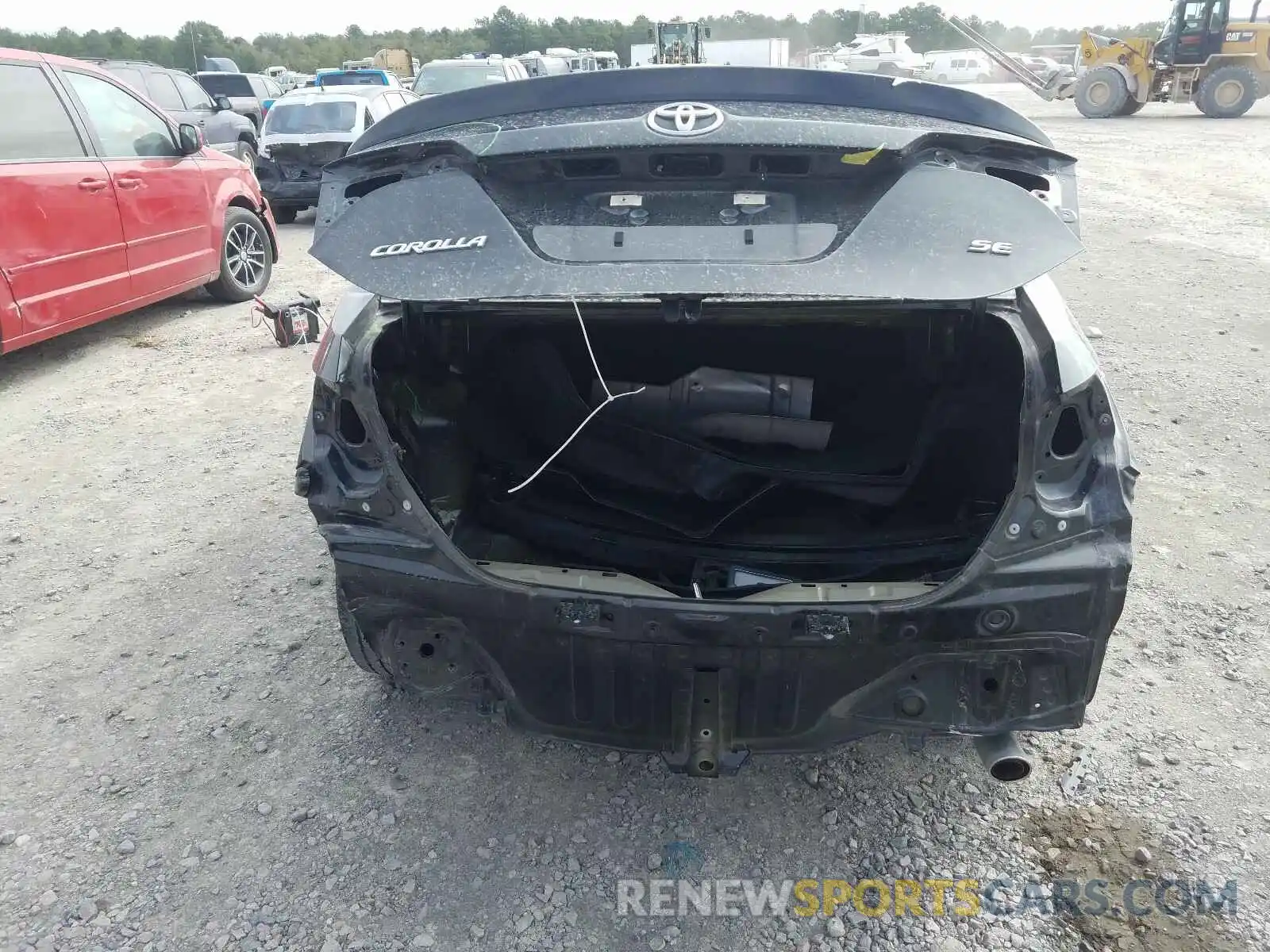 9 Photograph of a damaged car 5YFBURHE8KP908626 TOYOTA COROLLA 2019
