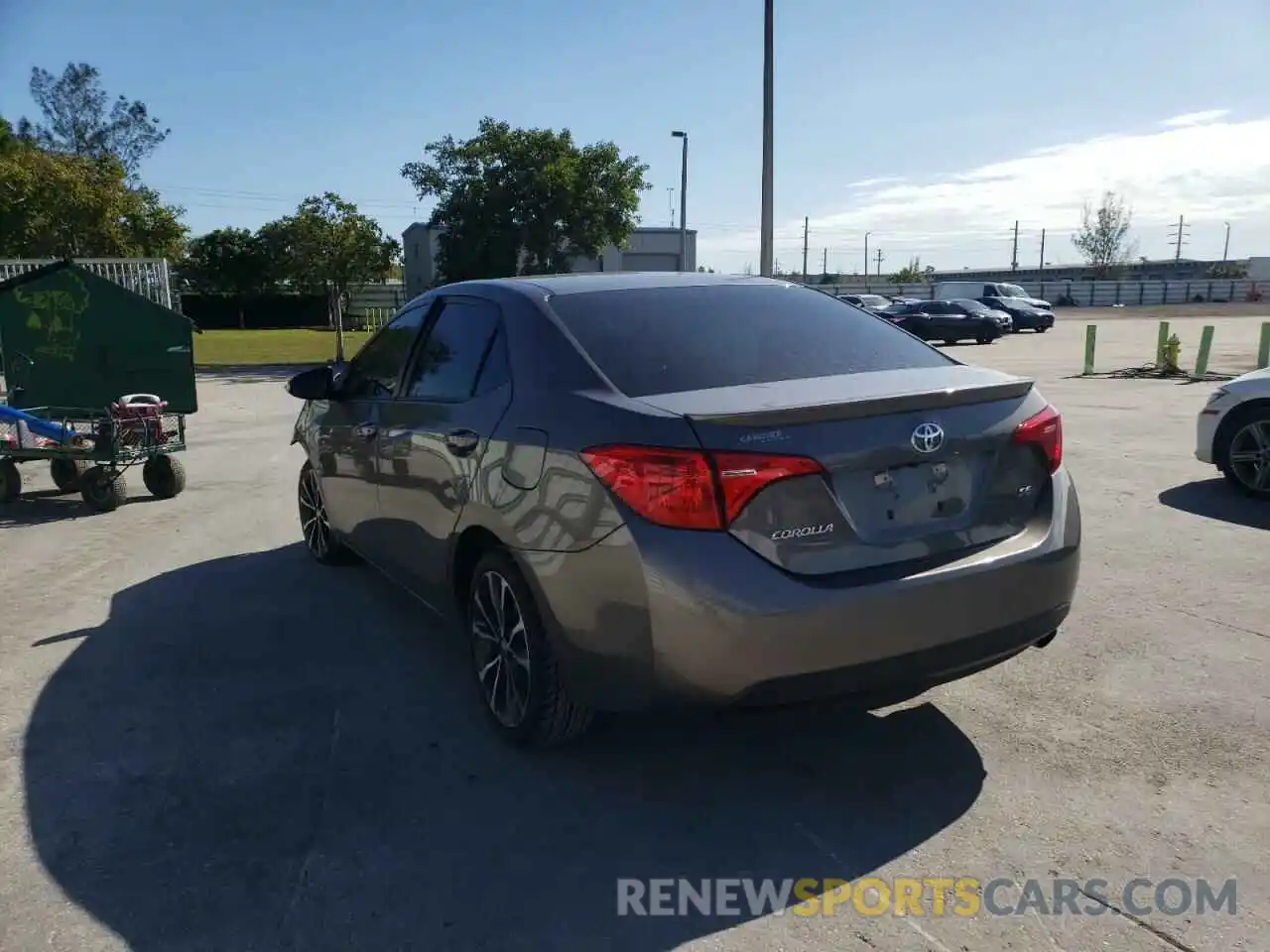 3 Photograph of a damaged car 5YFBURHE8KP909646 TOYOTA COROLLA 2019