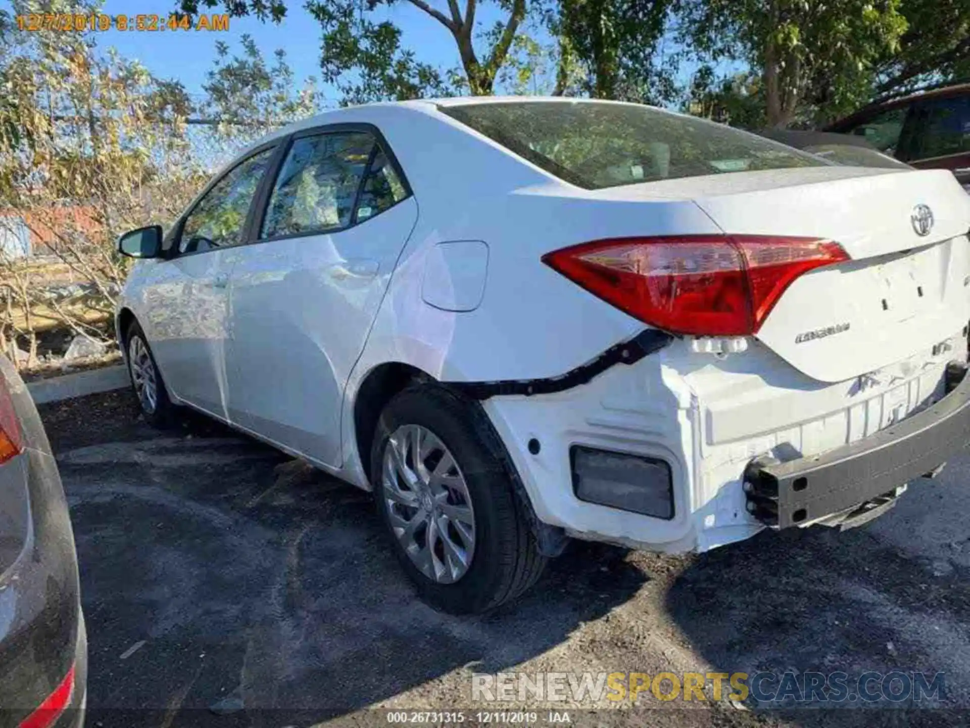 1 Photograph of a damaged car 5YFBURHE8KP910408 TOYOTA COROLLA 2019