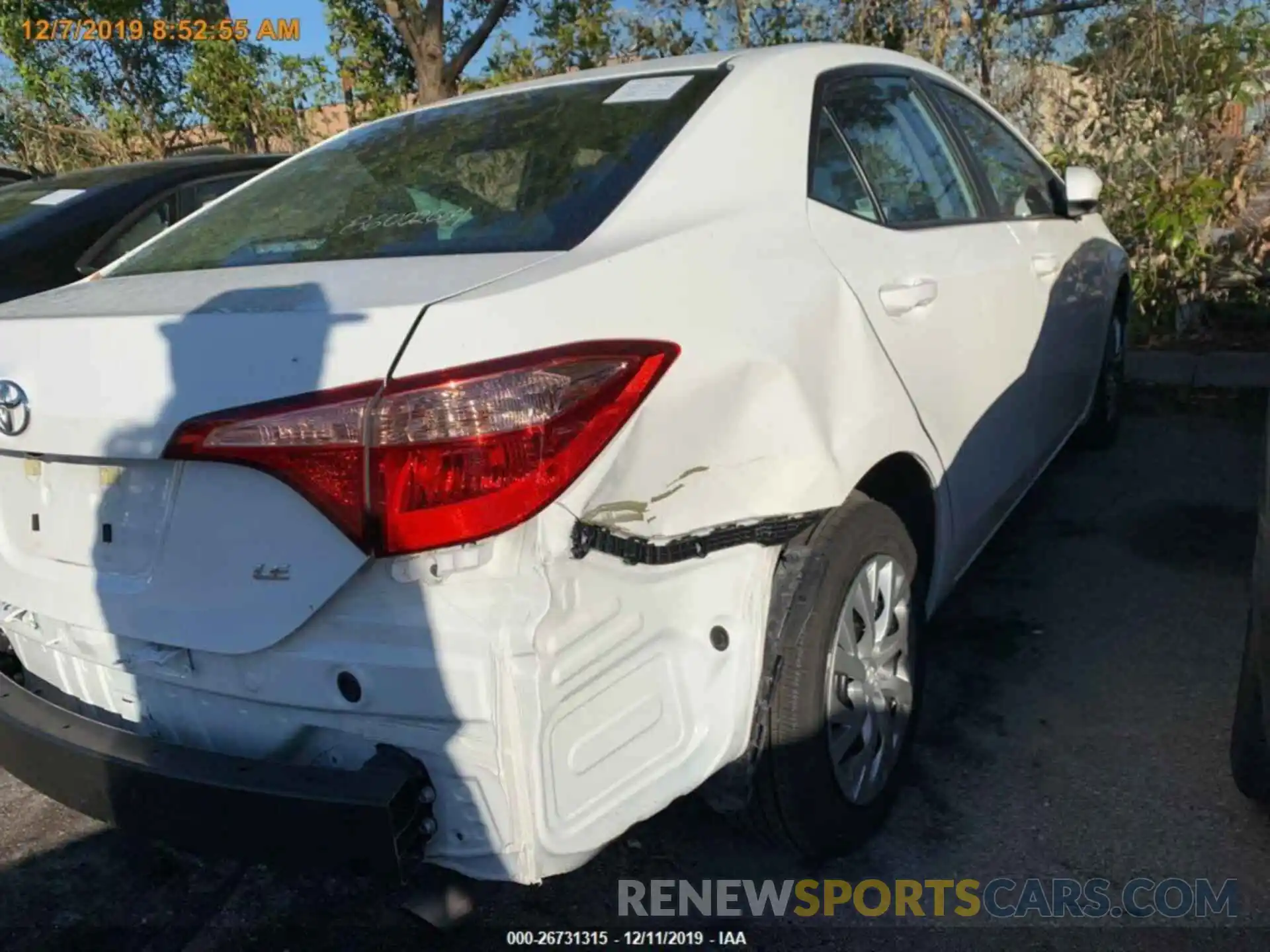 5 Photograph of a damaged car 5YFBURHE8KP910408 TOYOTA COROLLA 2019