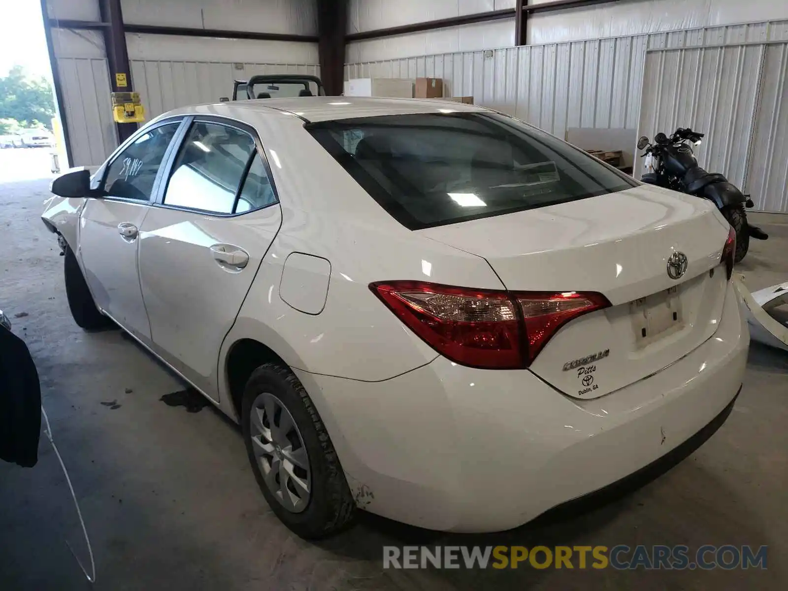 3 Photograph of a damaged car 5YFBURHE8KP910828 TOYOTA COROLLA 2019